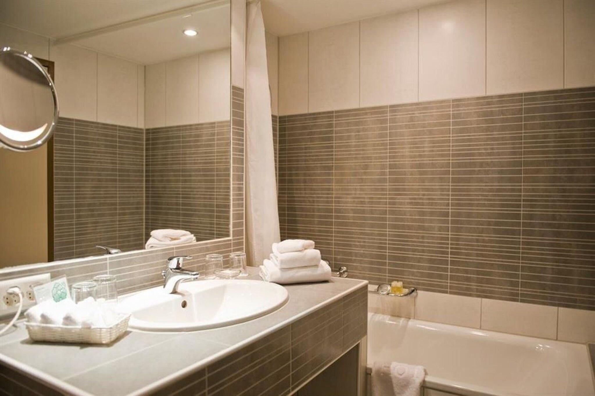 Suite Two Double Beds