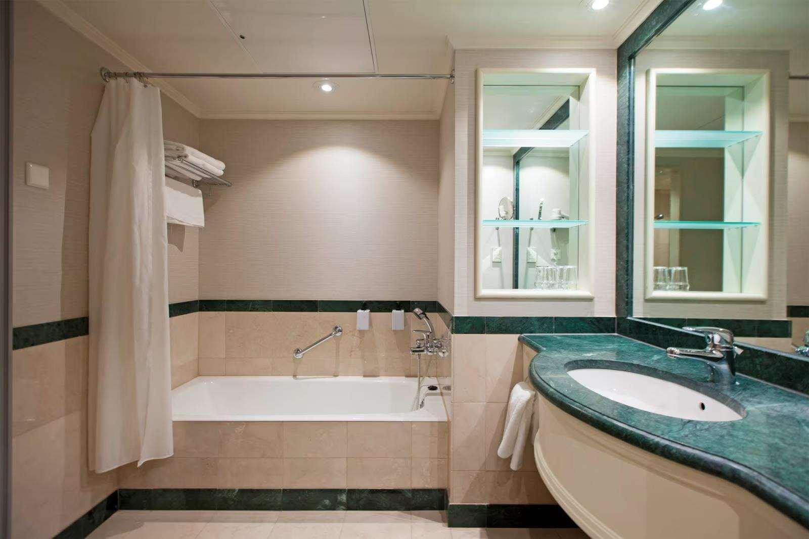 Family Room Superior