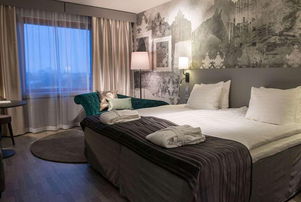 Double Single Superior King Bed