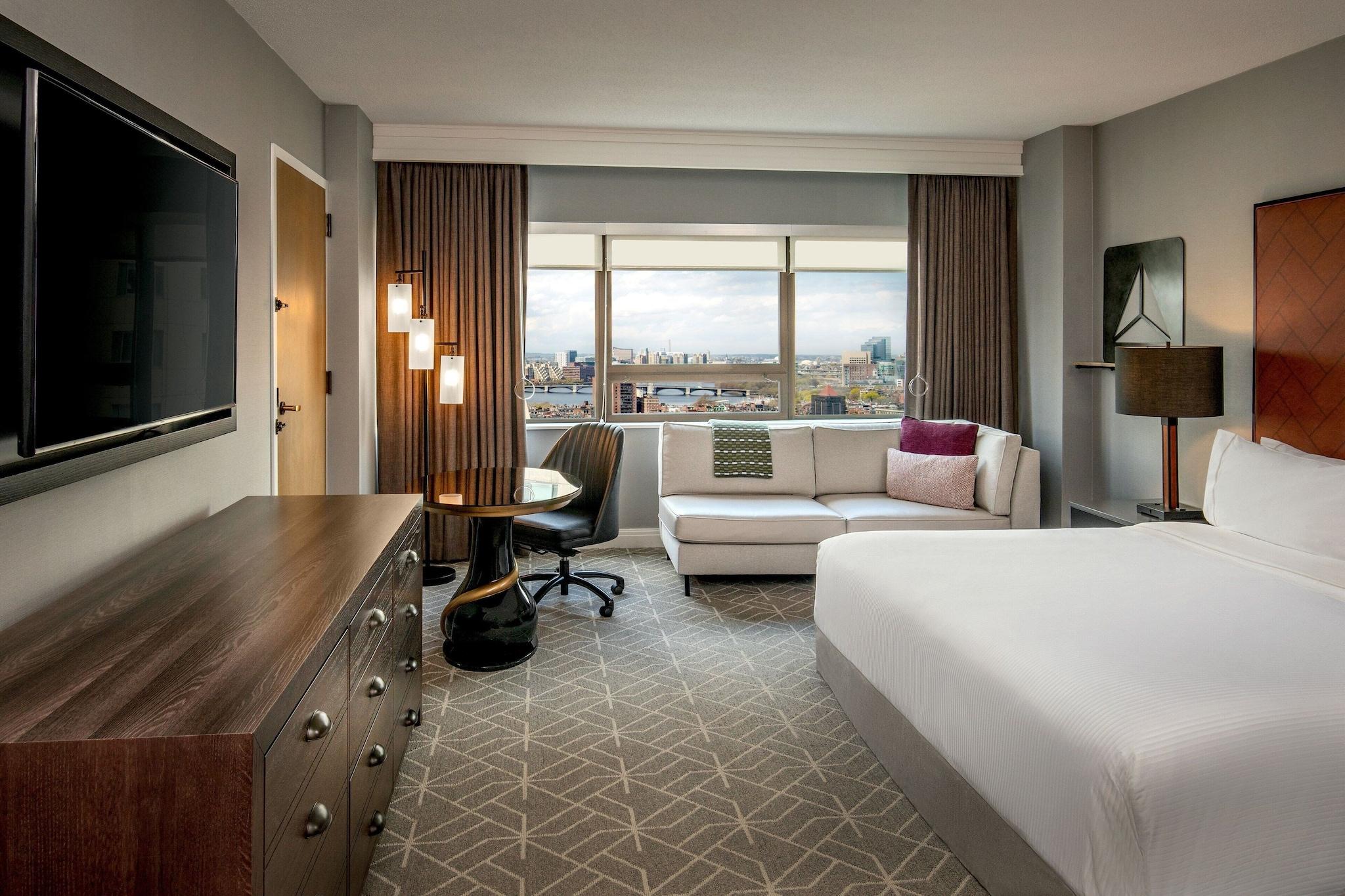 Double Club King Bed