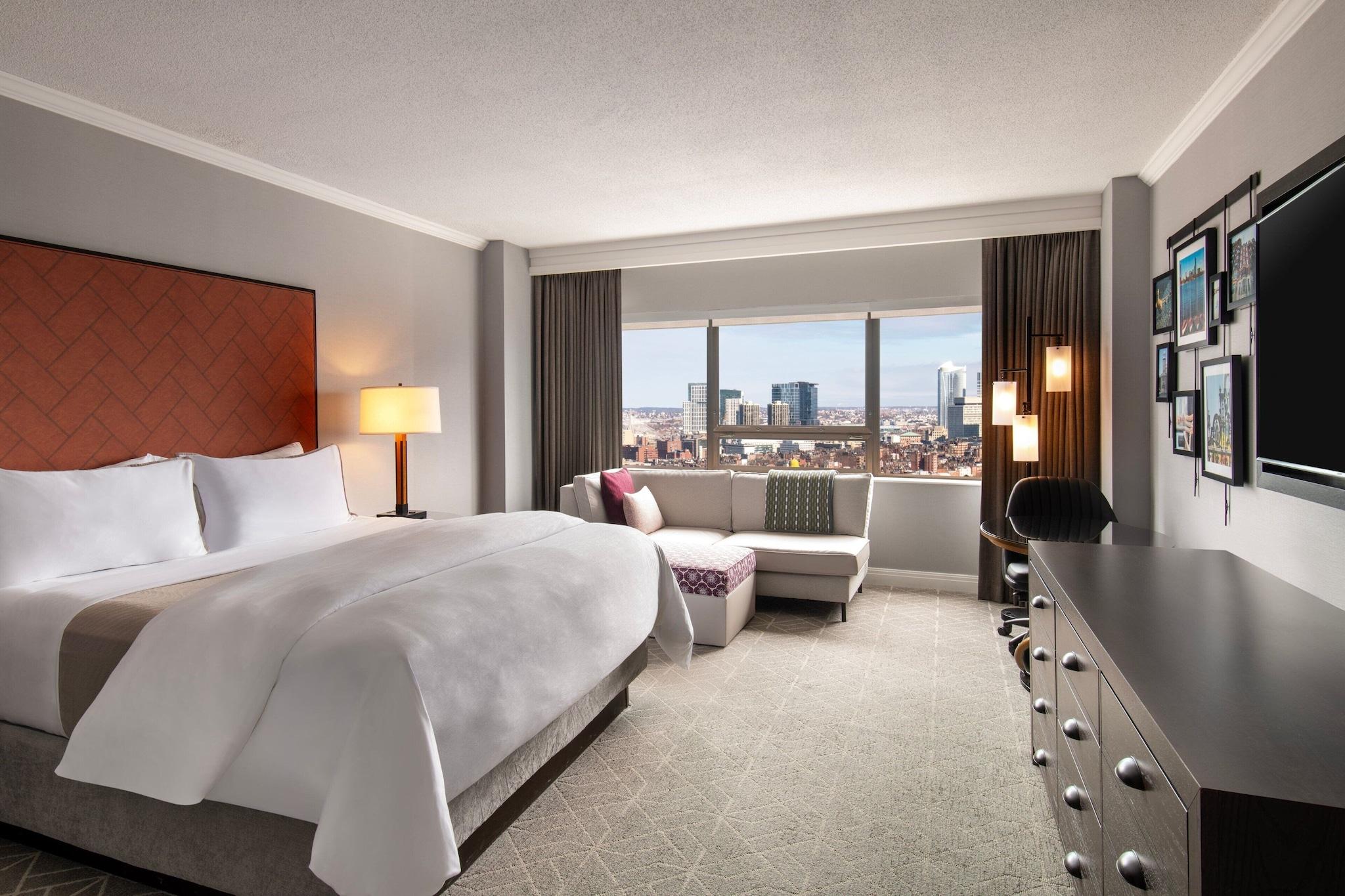 Double City View King Bed