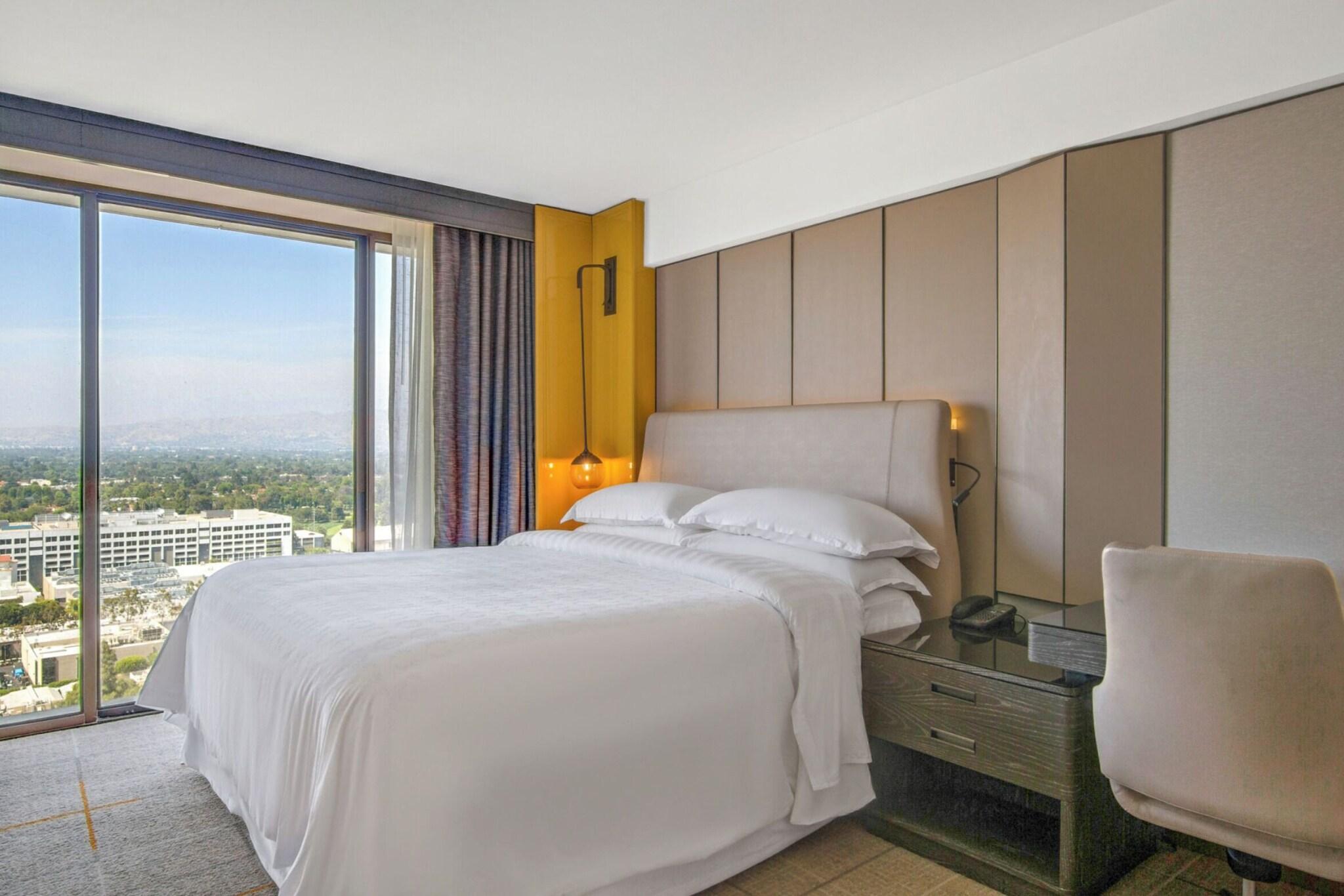 Double Accessible