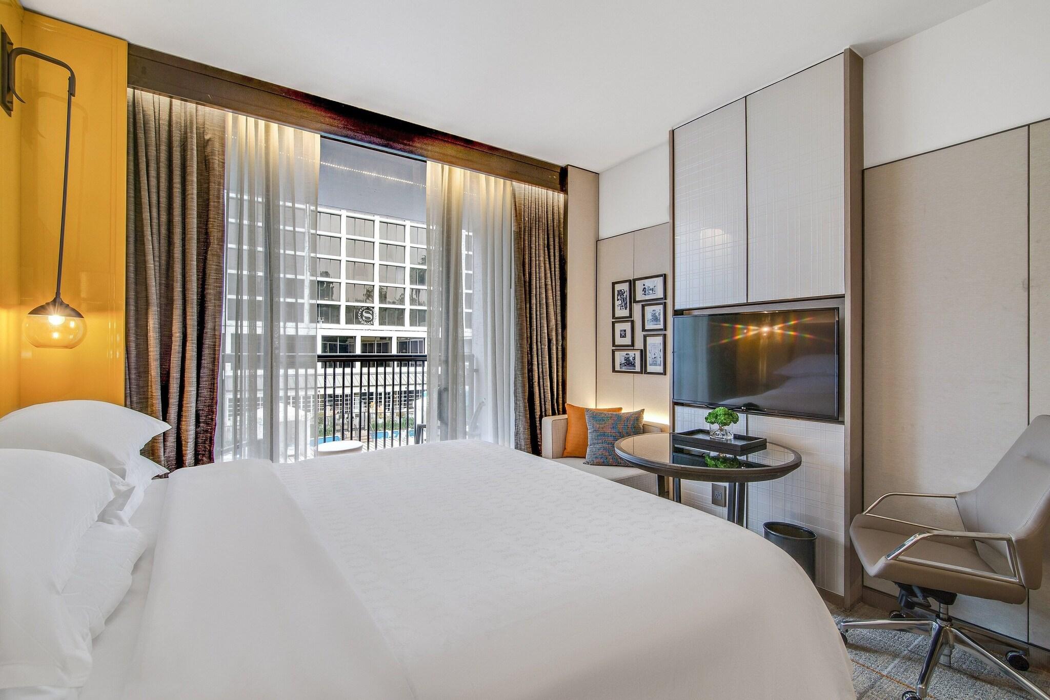 Double Executive King Bed
