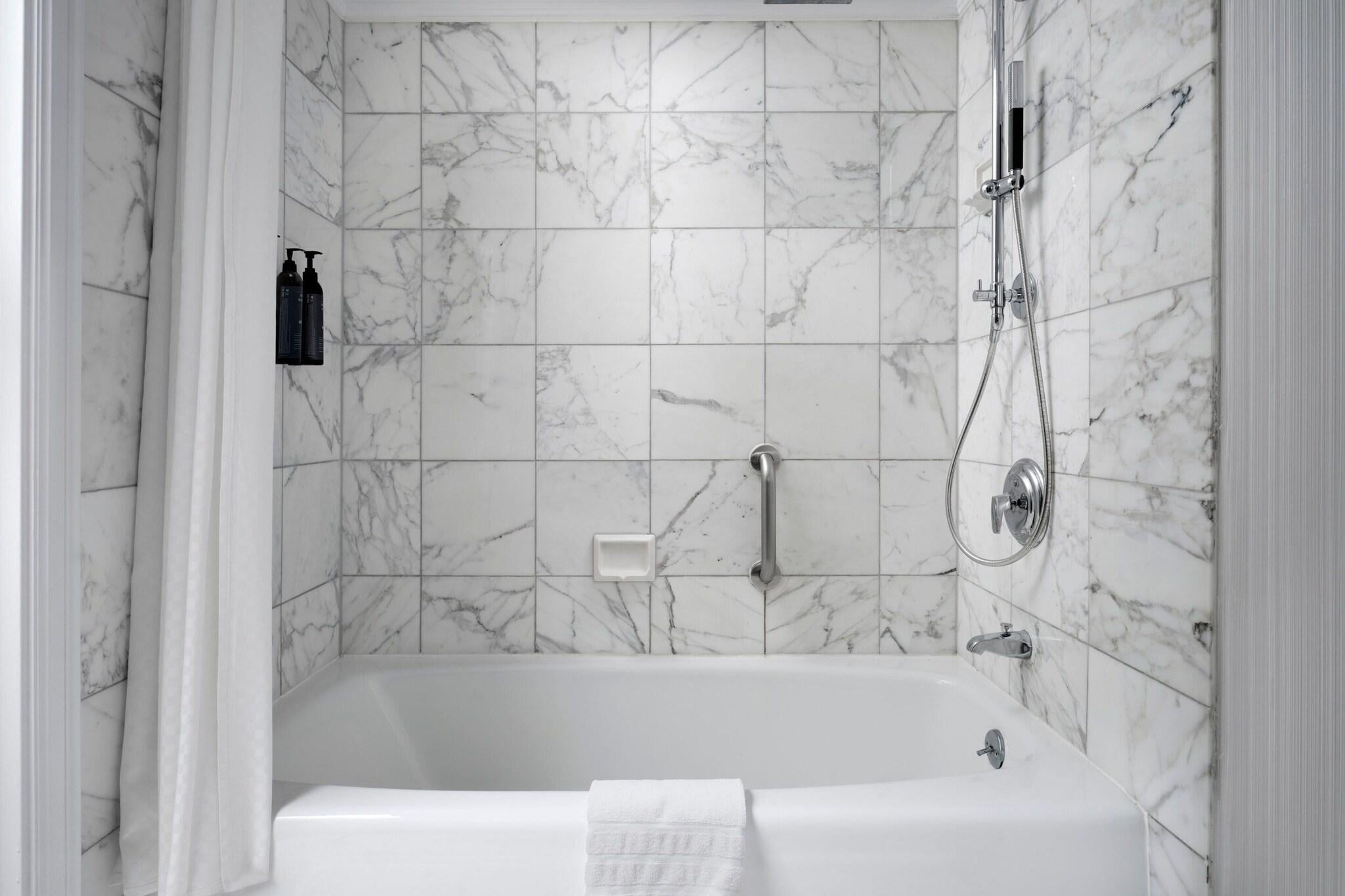 Quadruple Two Queen Beds