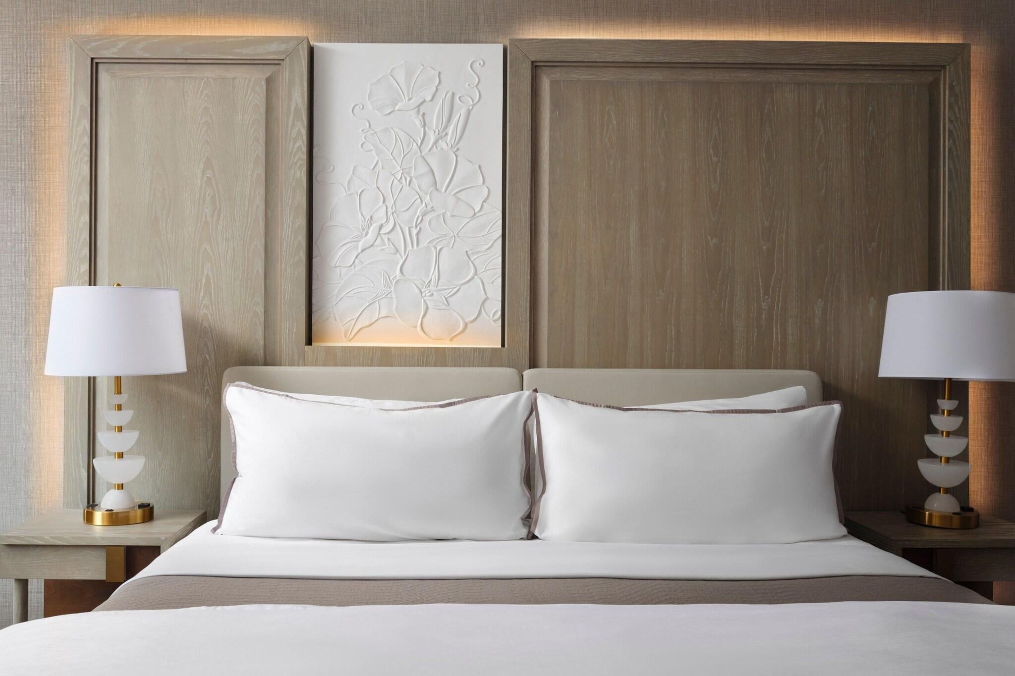 Double Deluxe King Bed