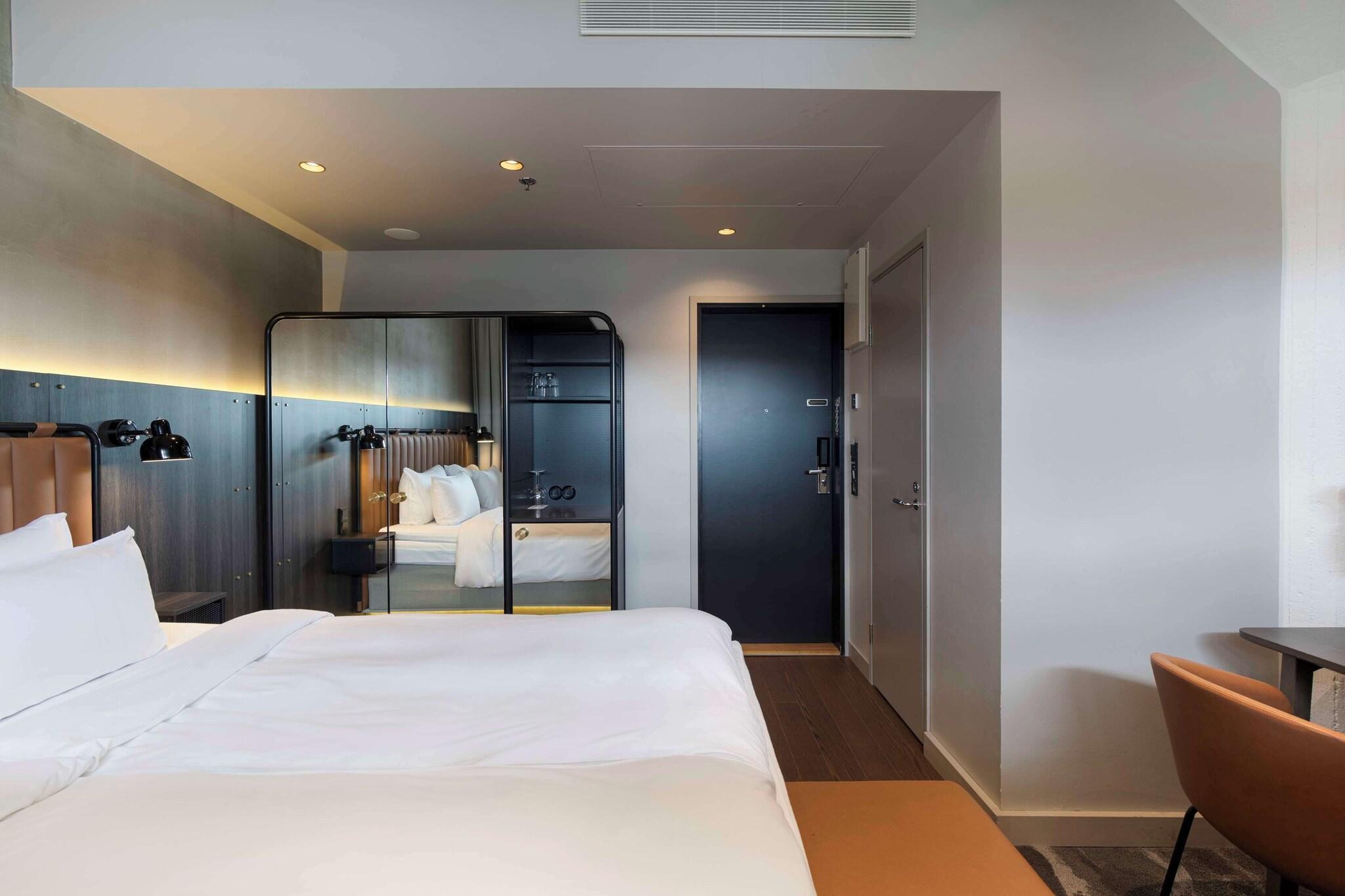 Double Premium King Bed