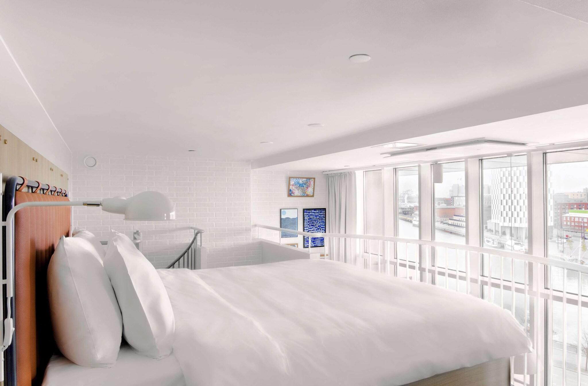 Double Premium King Bed