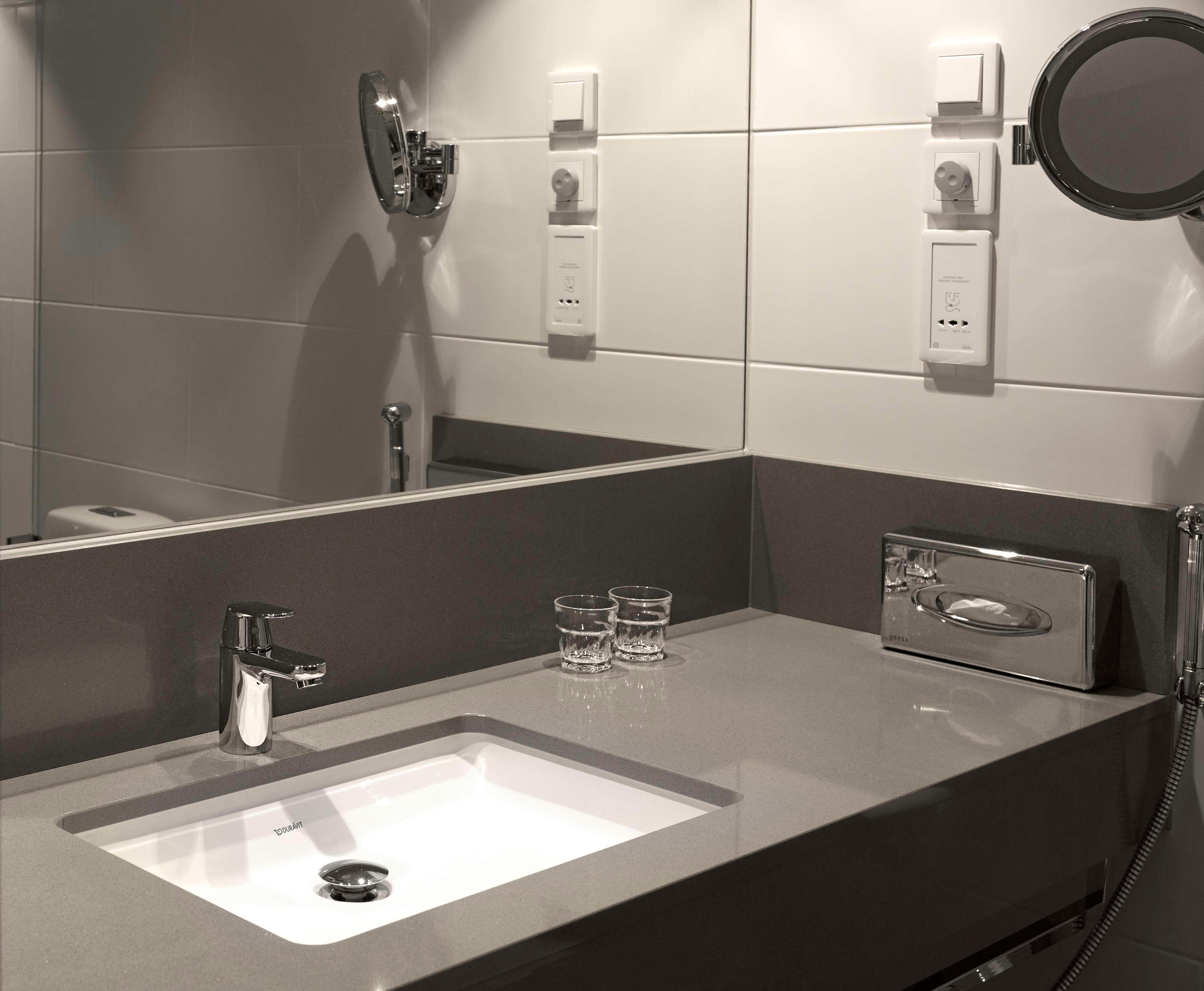 Single Guest Room Sea View