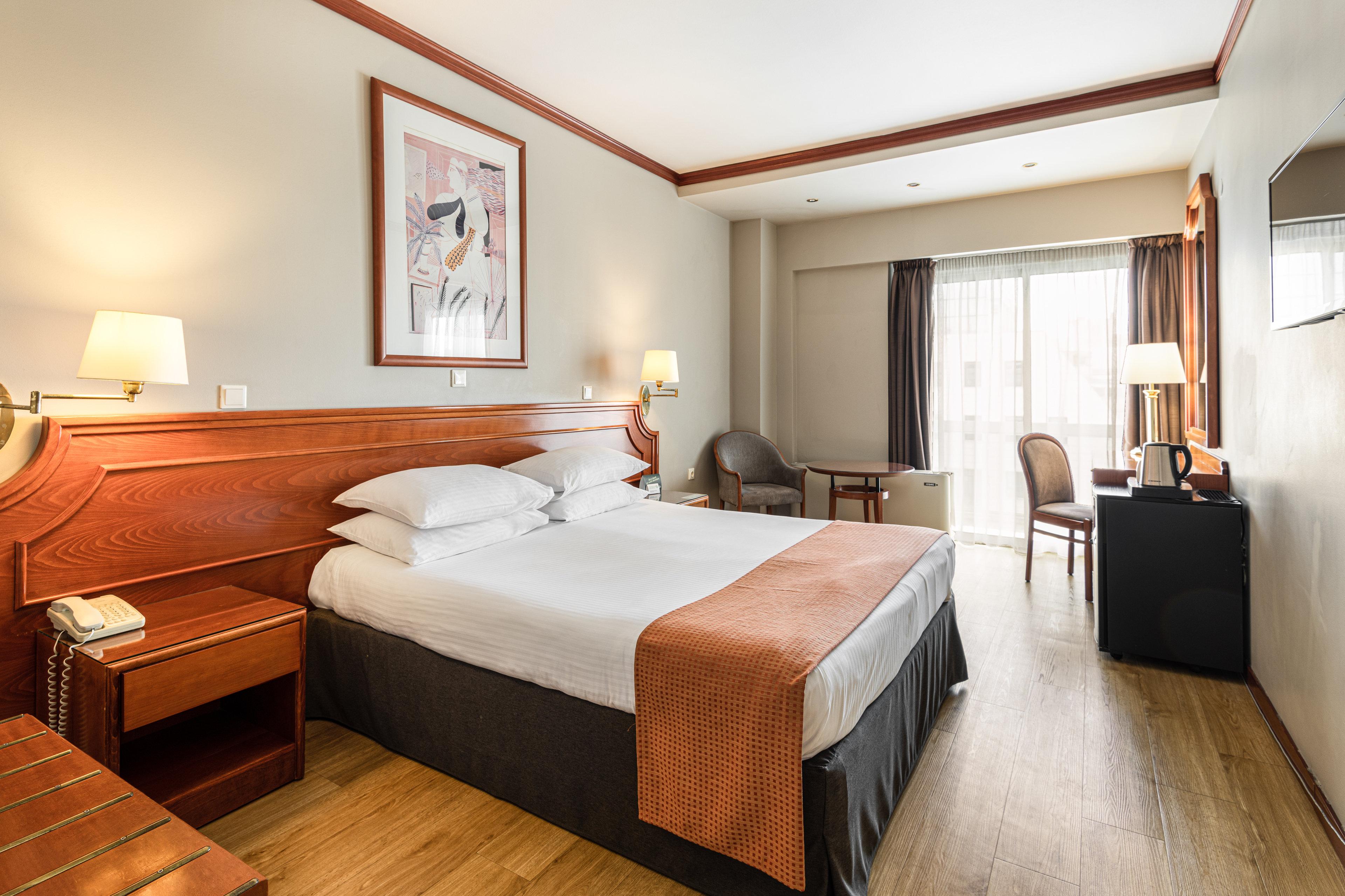 Double Queen Size Bed