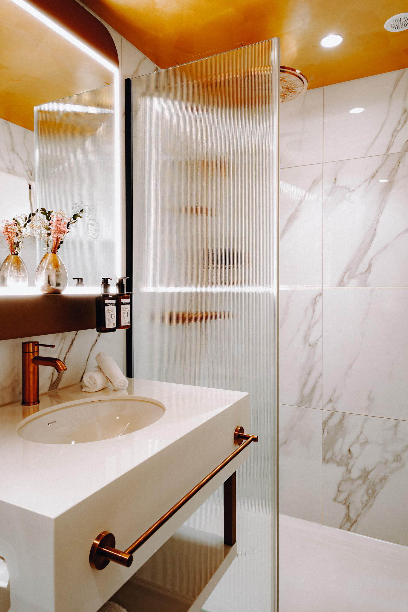 Junior Suite King Size Bed