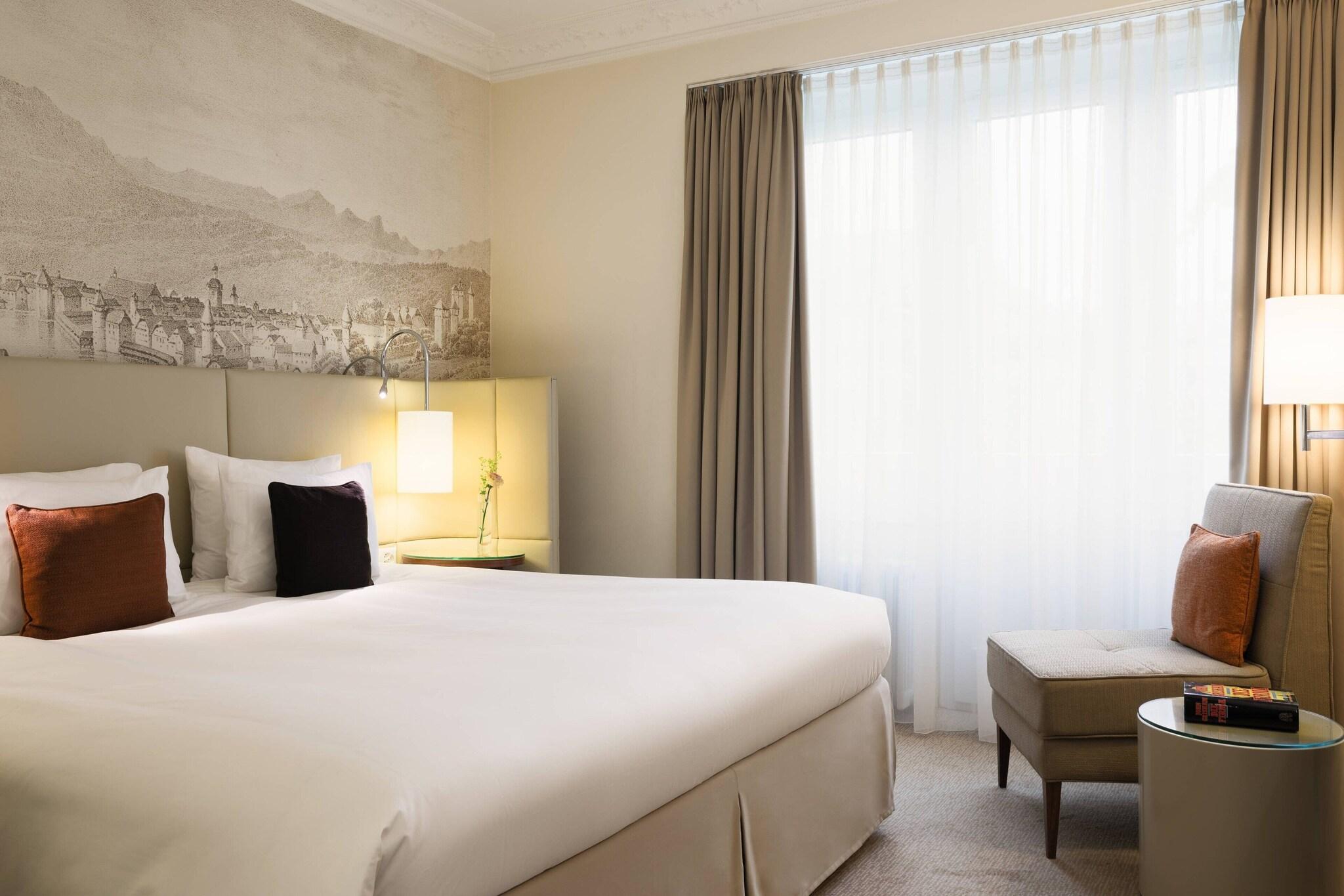 Double King Size Bed