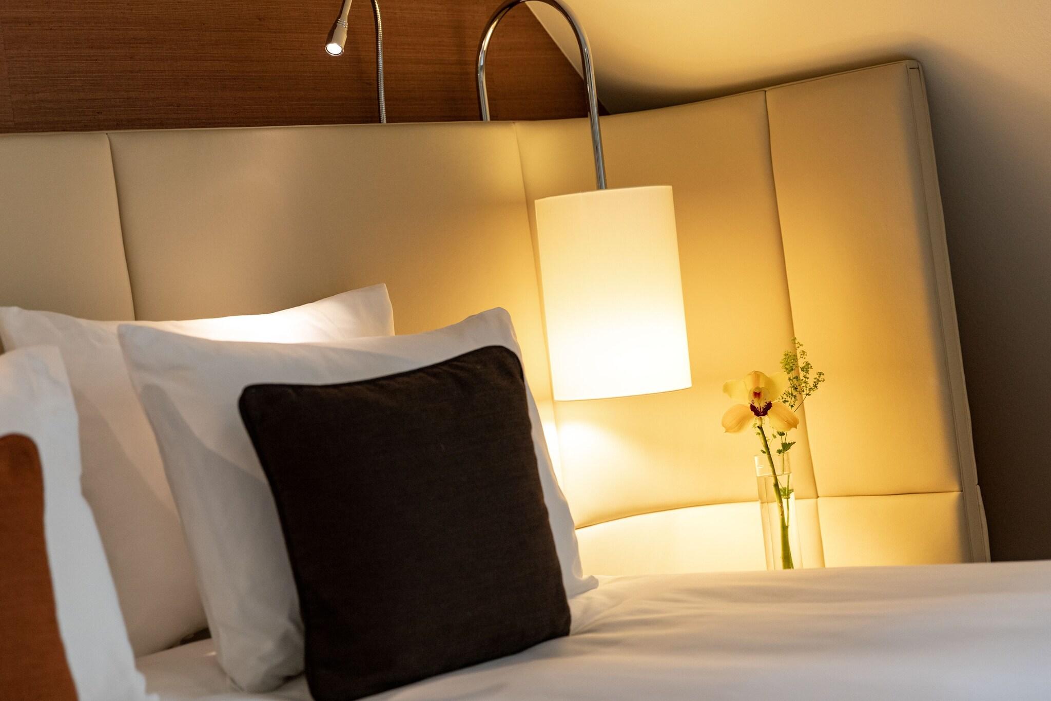 Double Superior King Bed