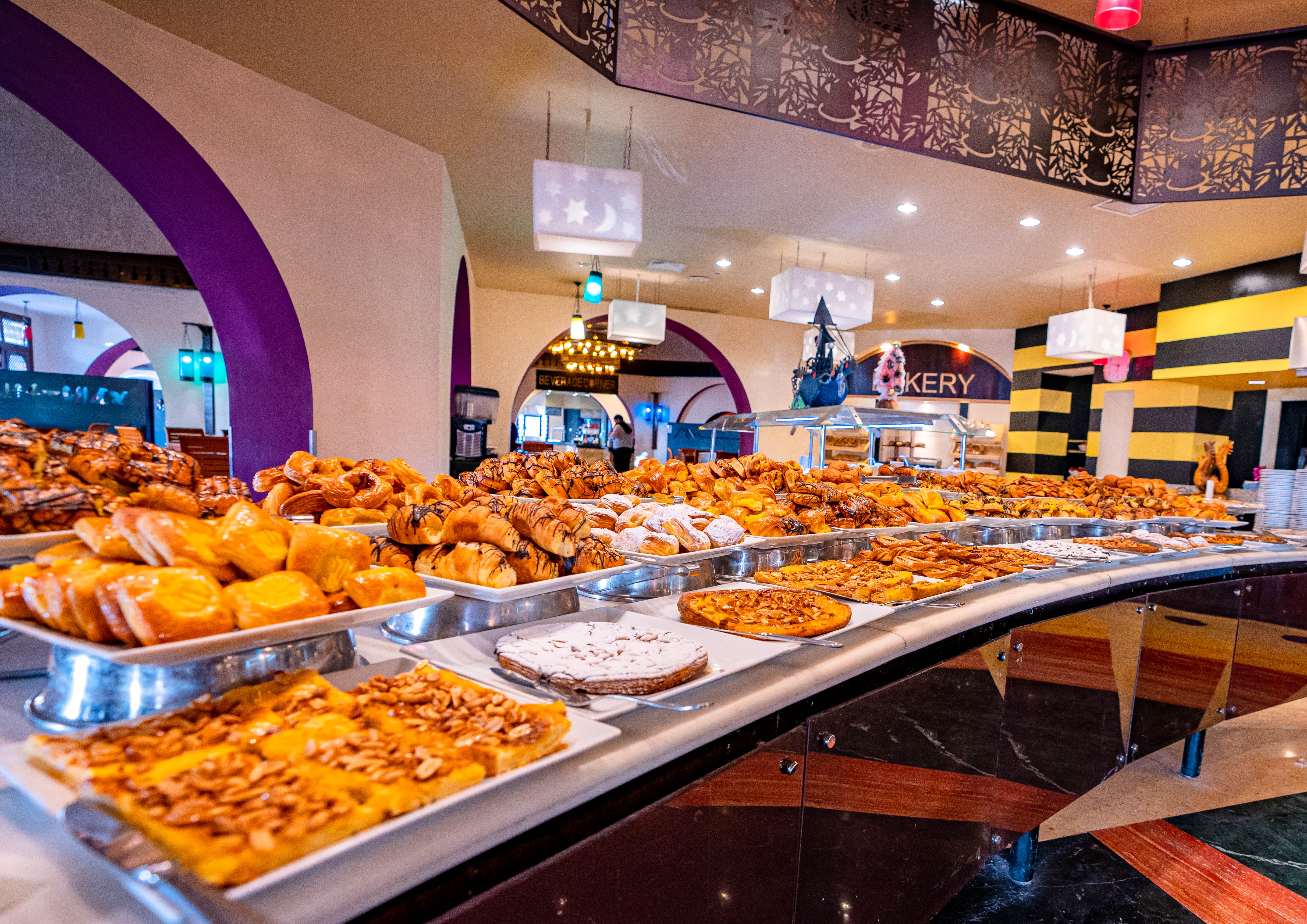 Twin Superior Pool View