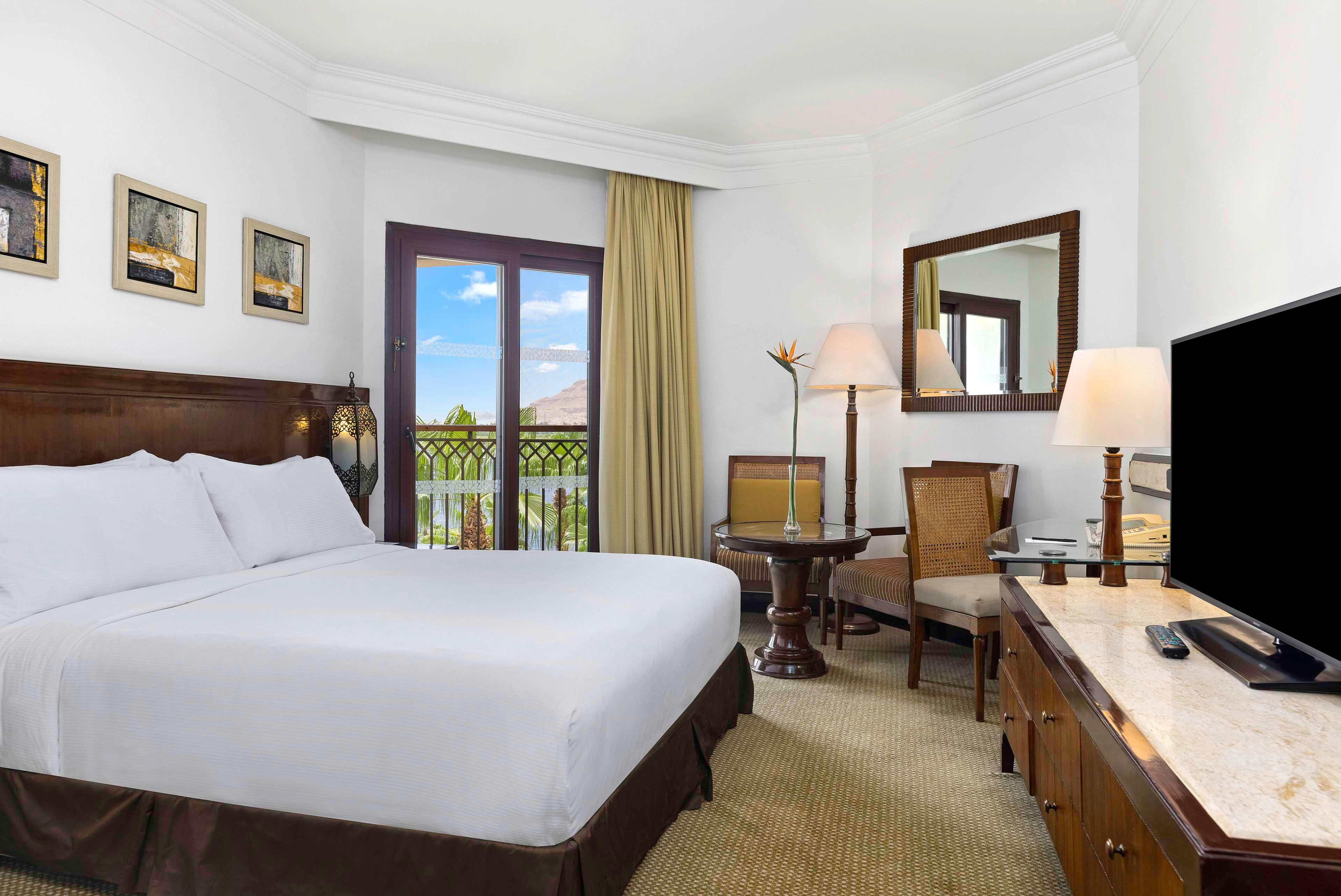 Twin Guest Room Garden View