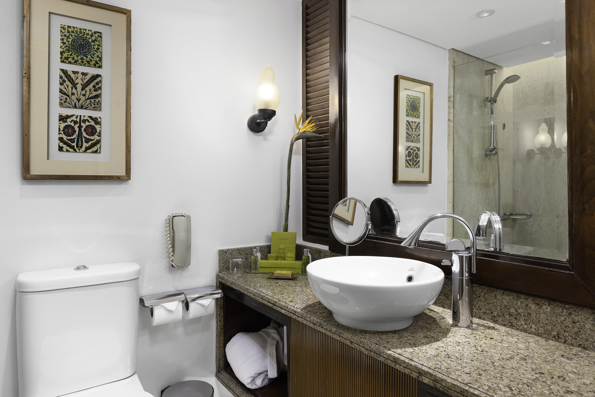 Family Room Connecting Room