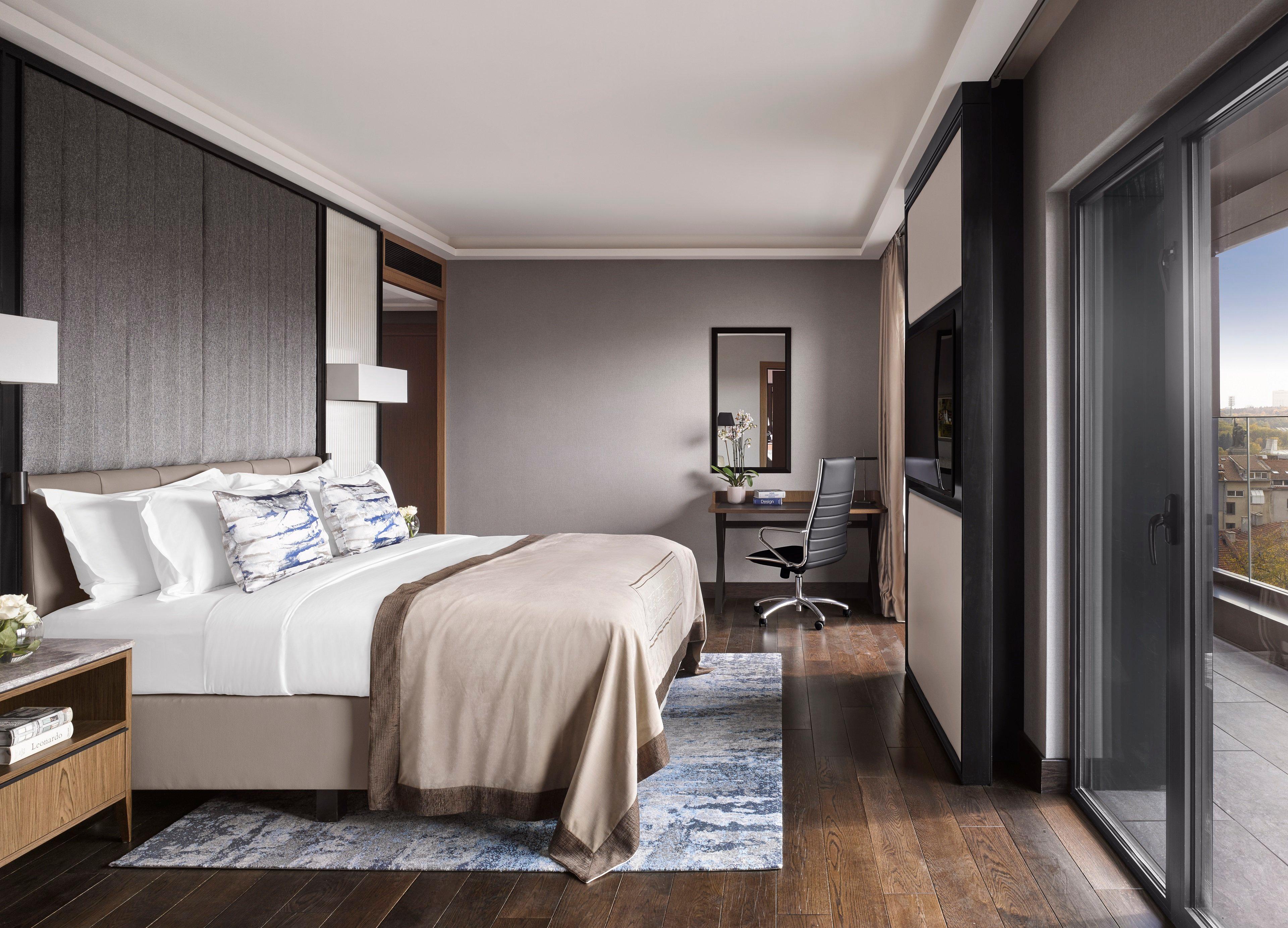 Junior Suite King Size Bed