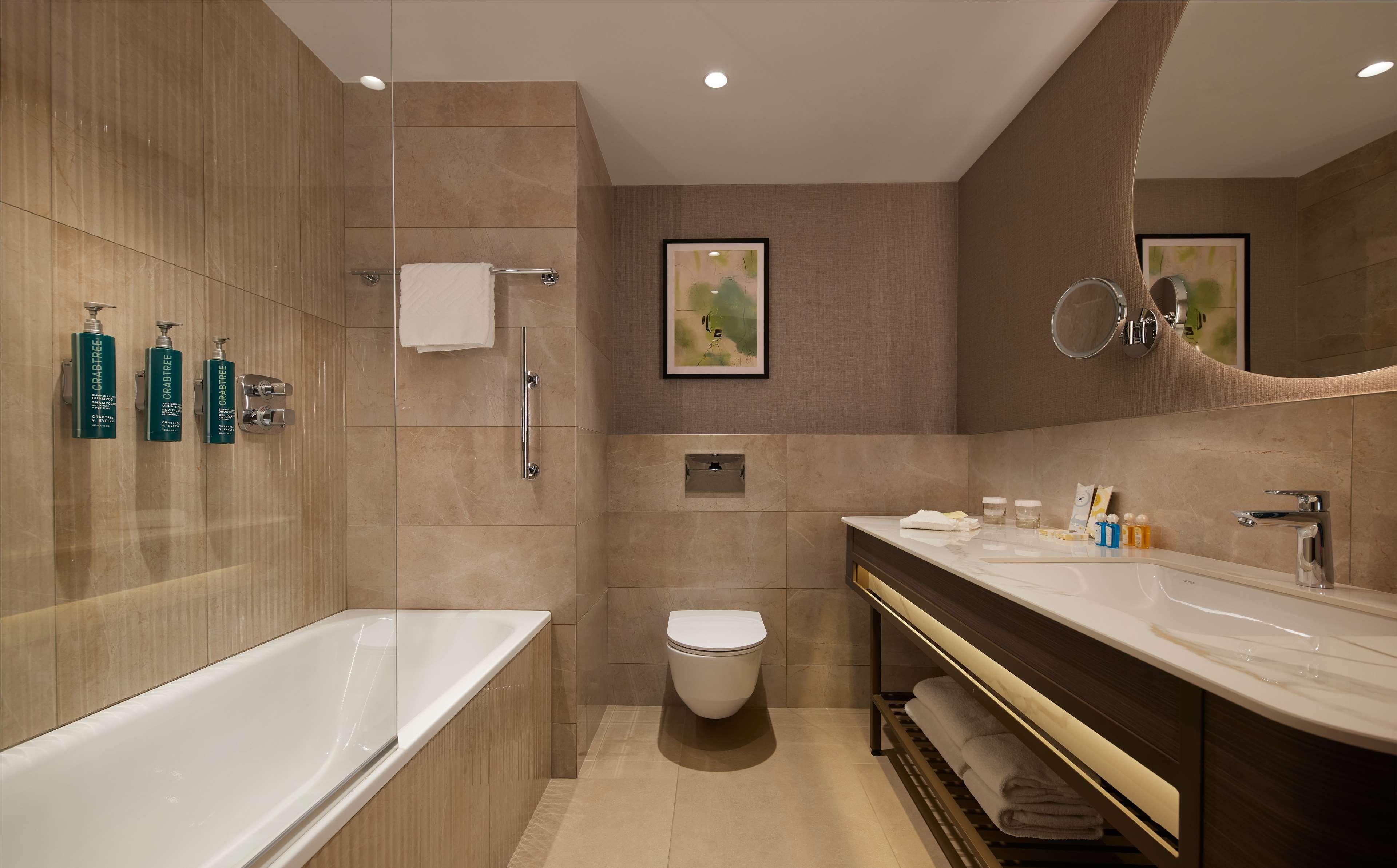 Family Room Connecting Room