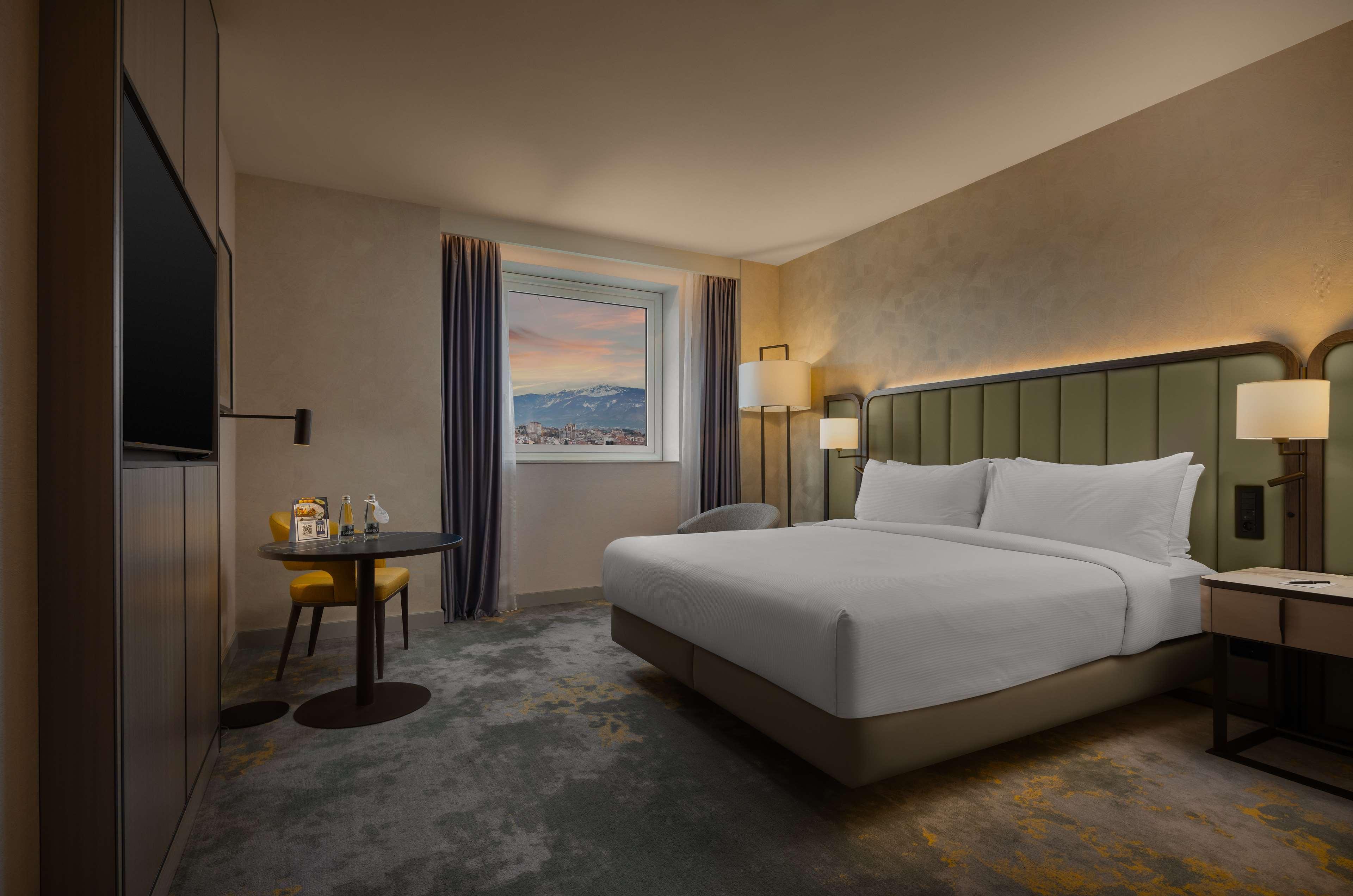 Double Executive King Bed