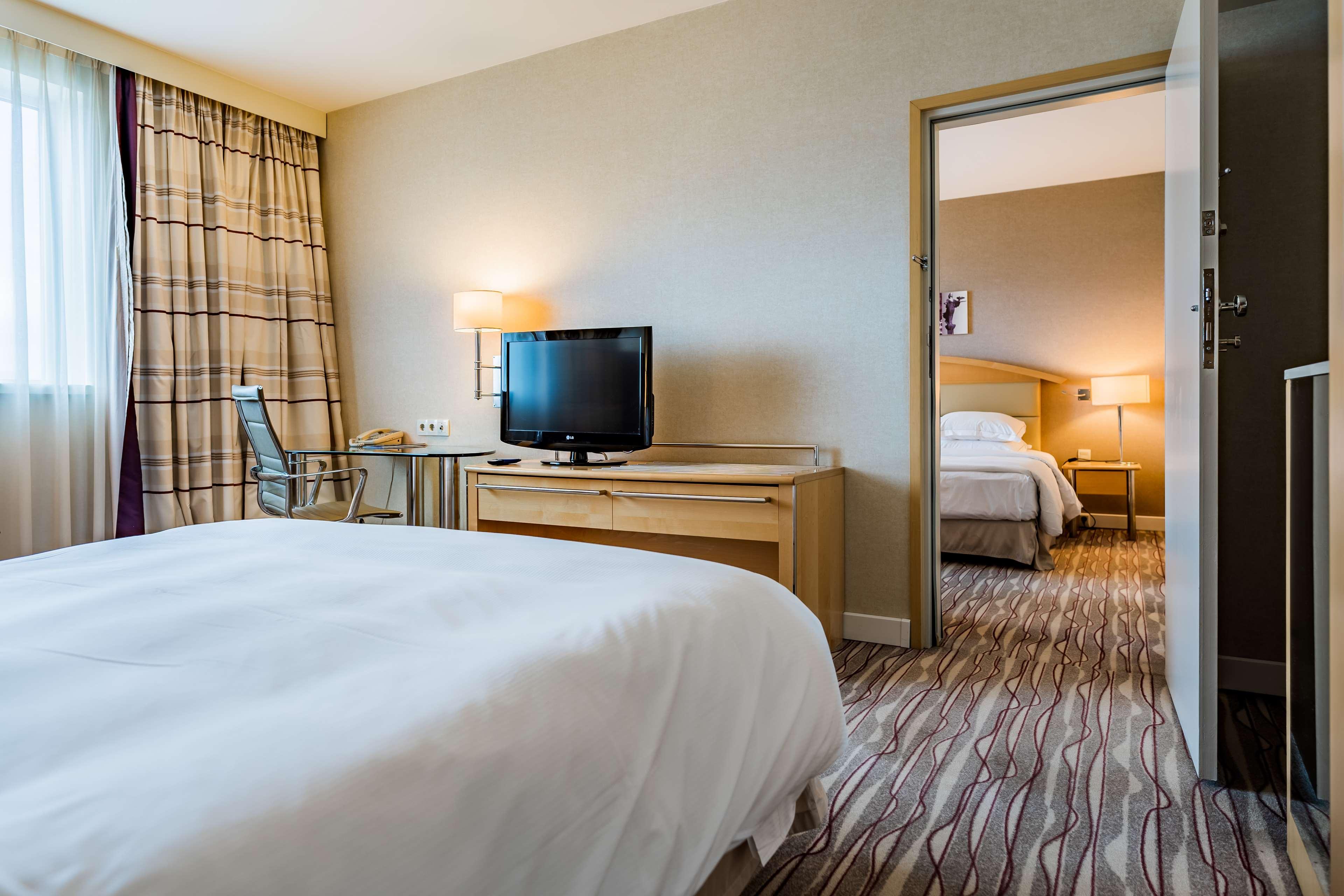 Double Deluxe with Views