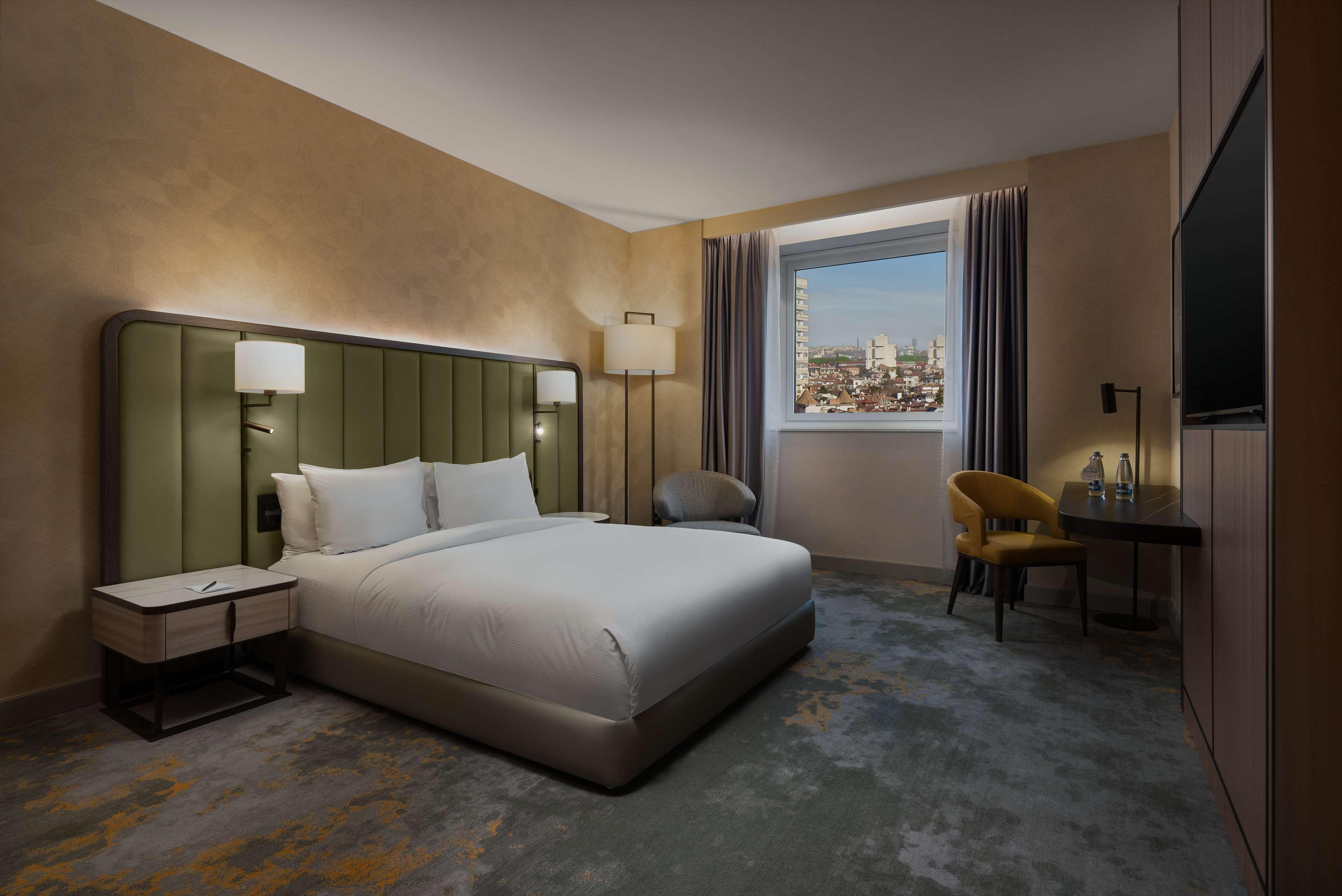 Double Accessible King Size Bed