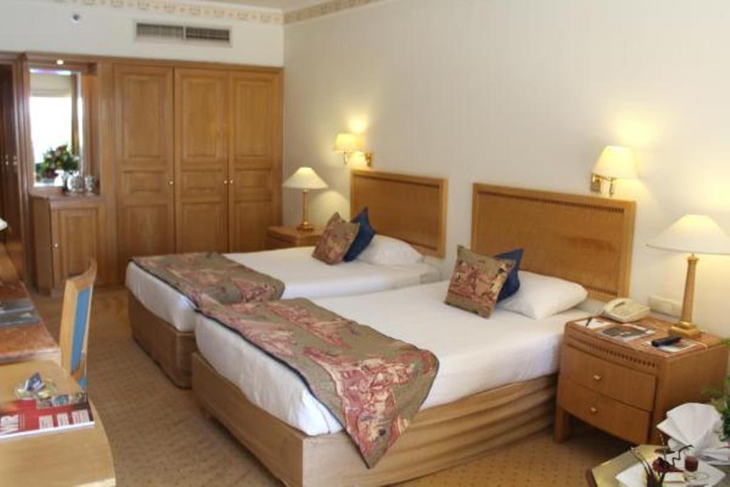 Double Classic City View