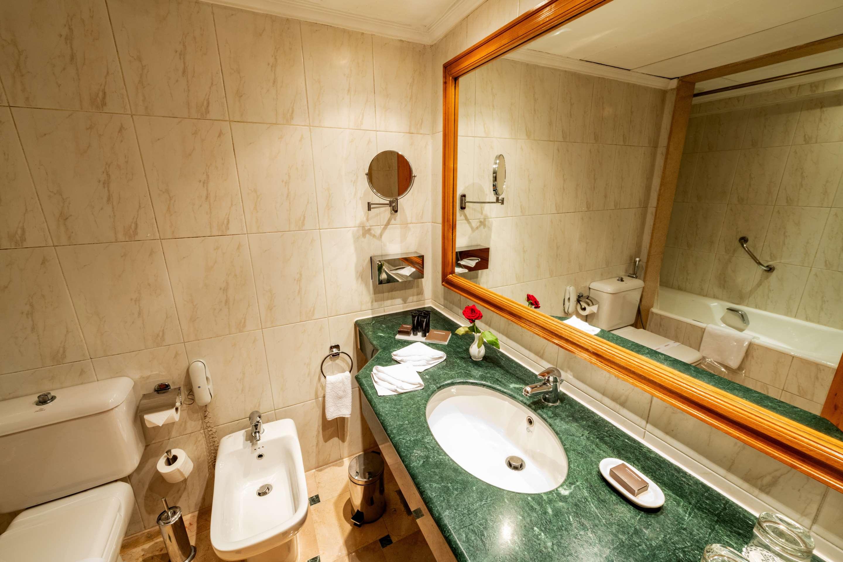 Double Classic City View