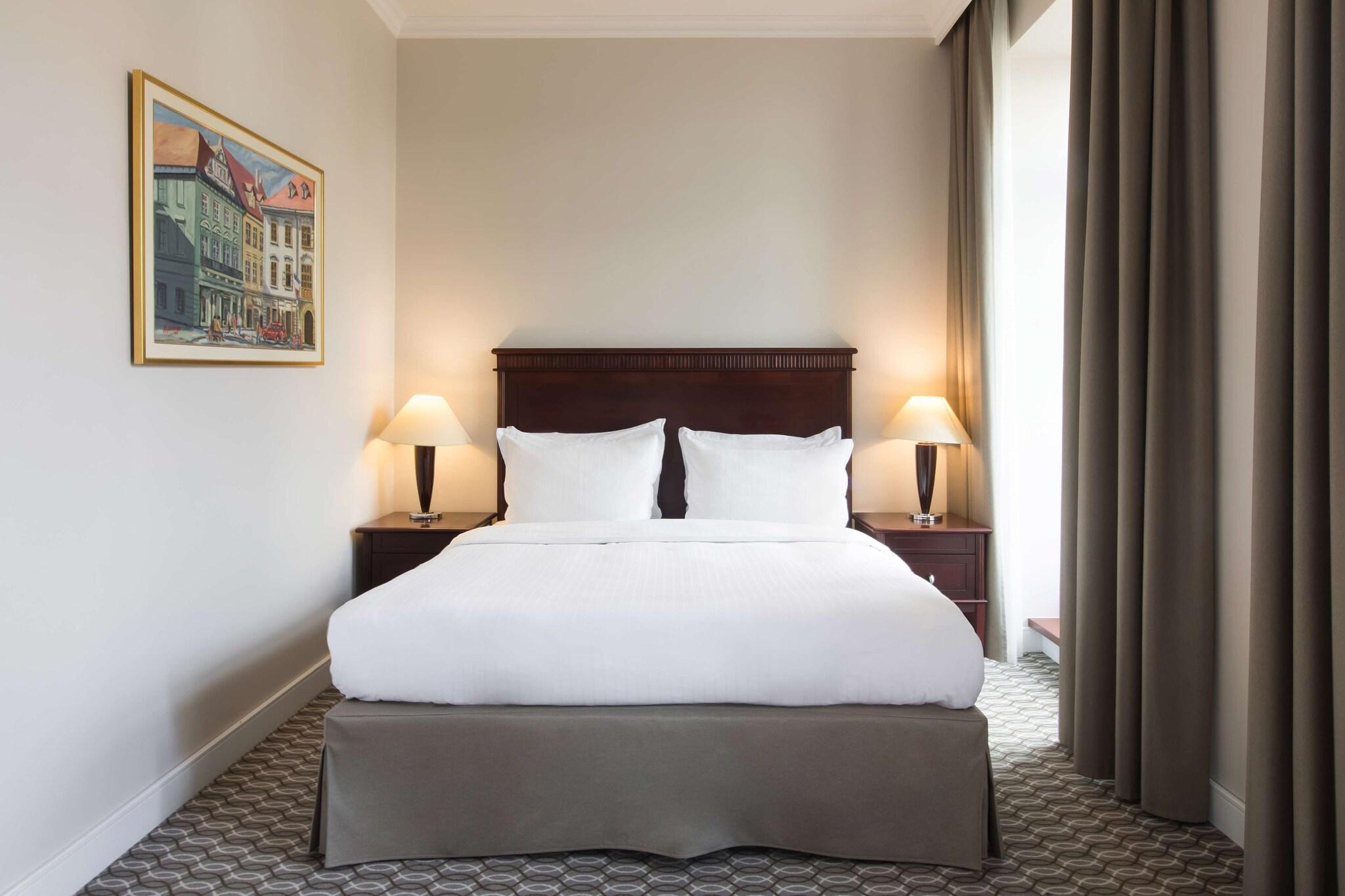 Double Premium with Views