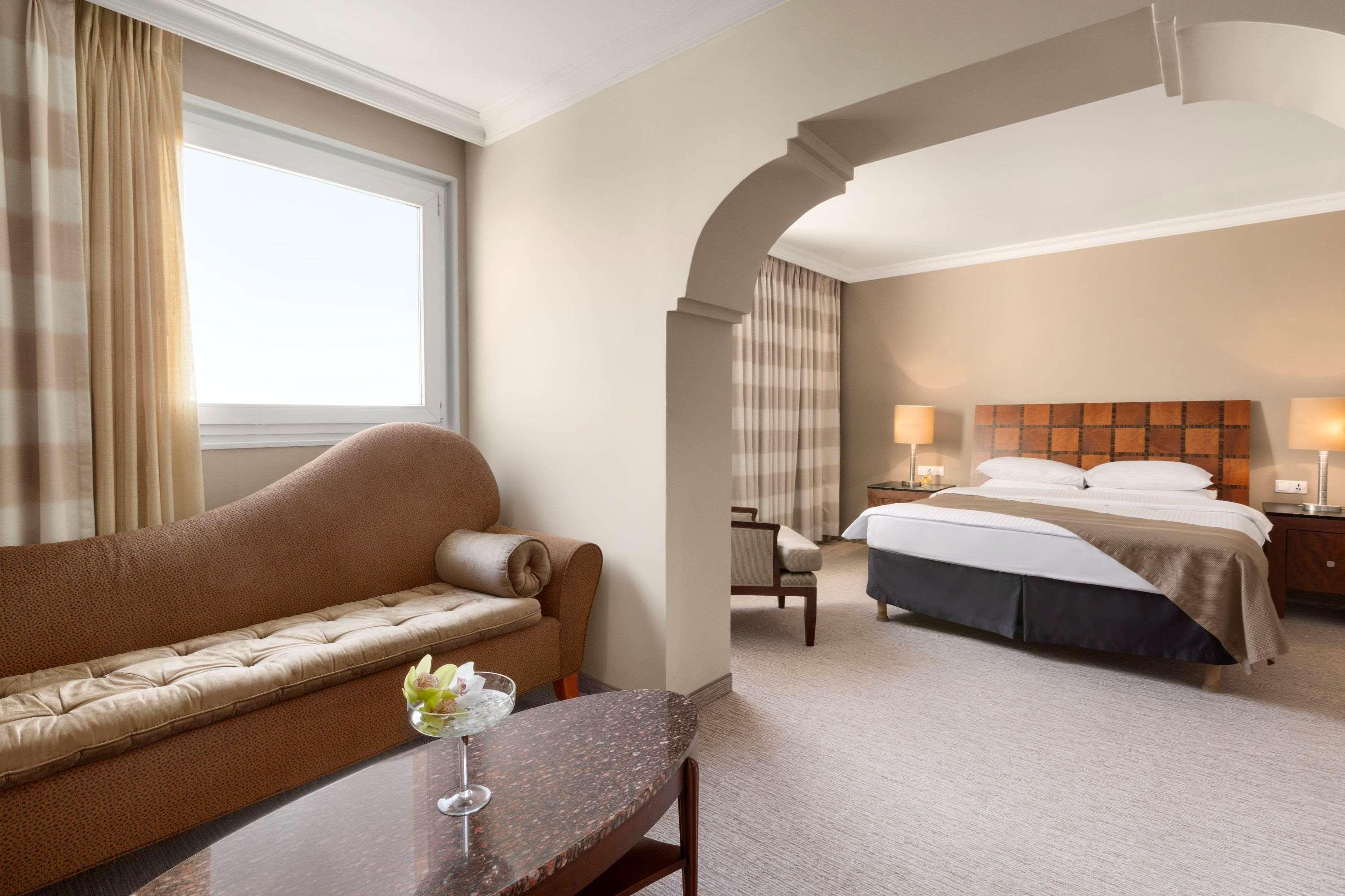 Suite King Bed Non Smoking