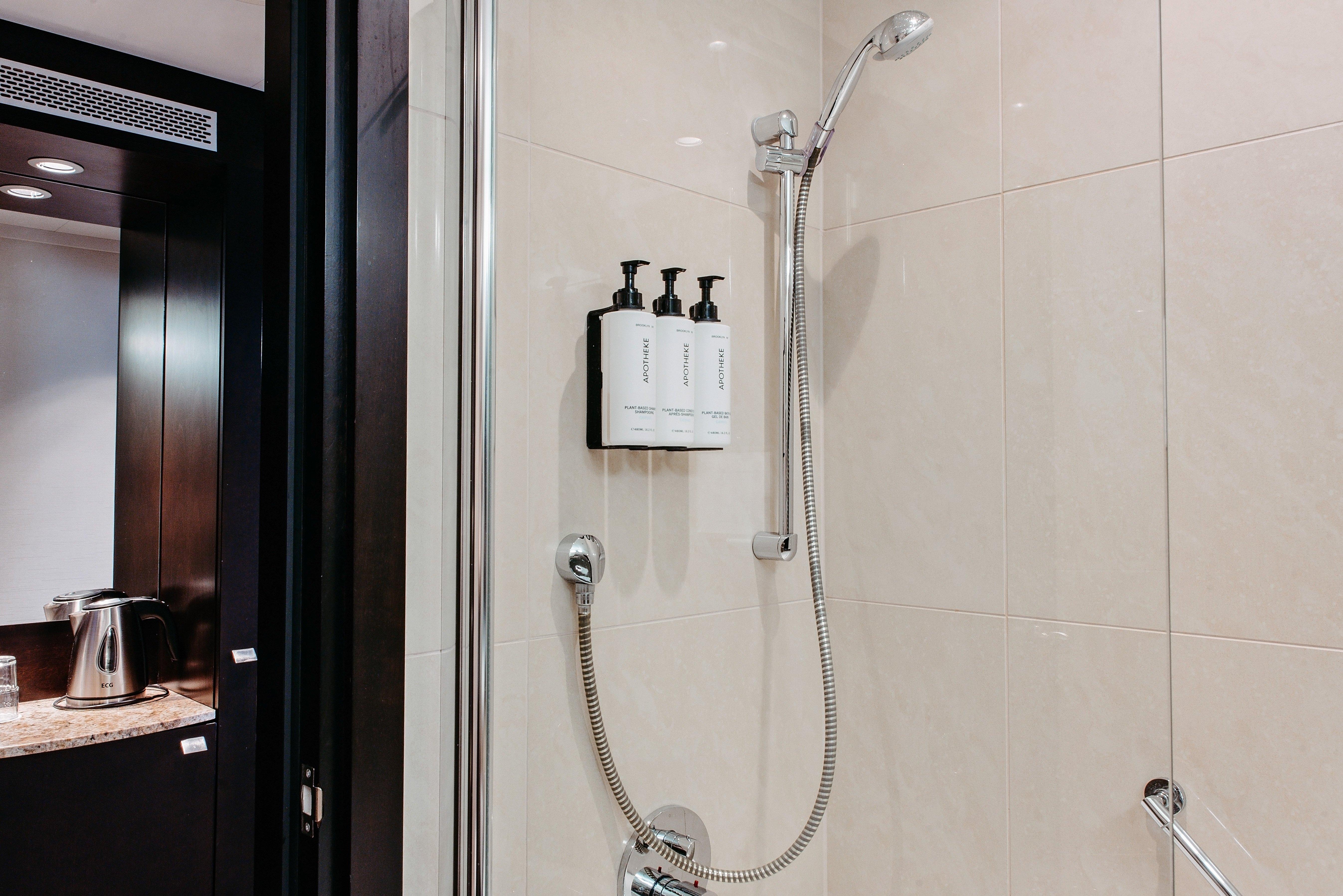 Double Queen Size Bed