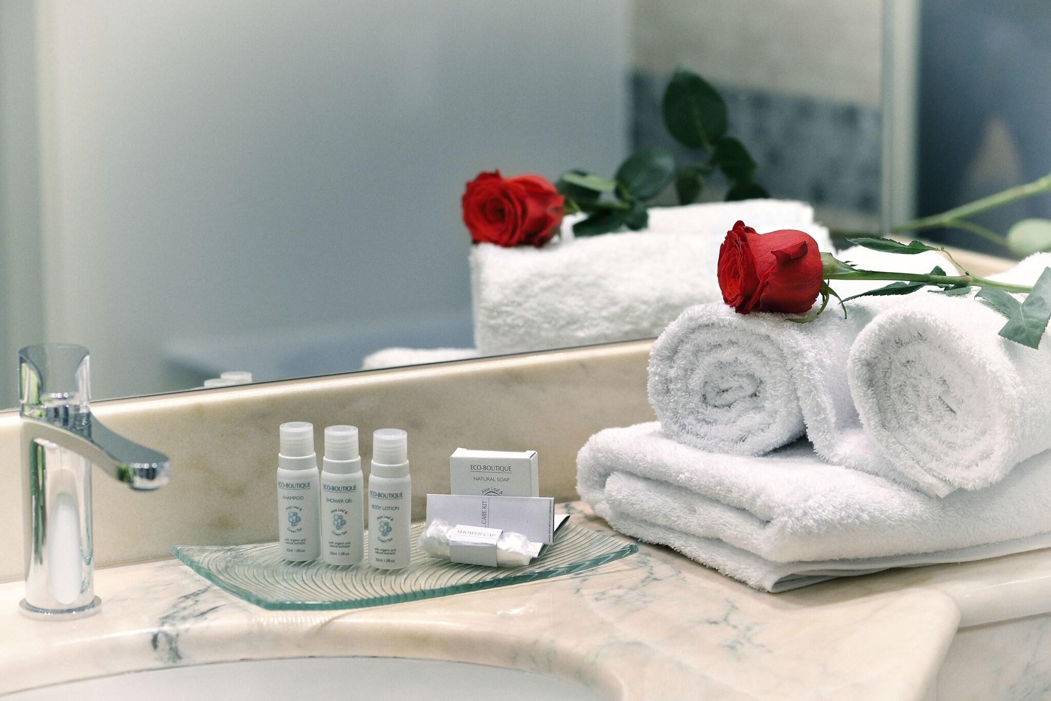 Junior Suite King Size Bed