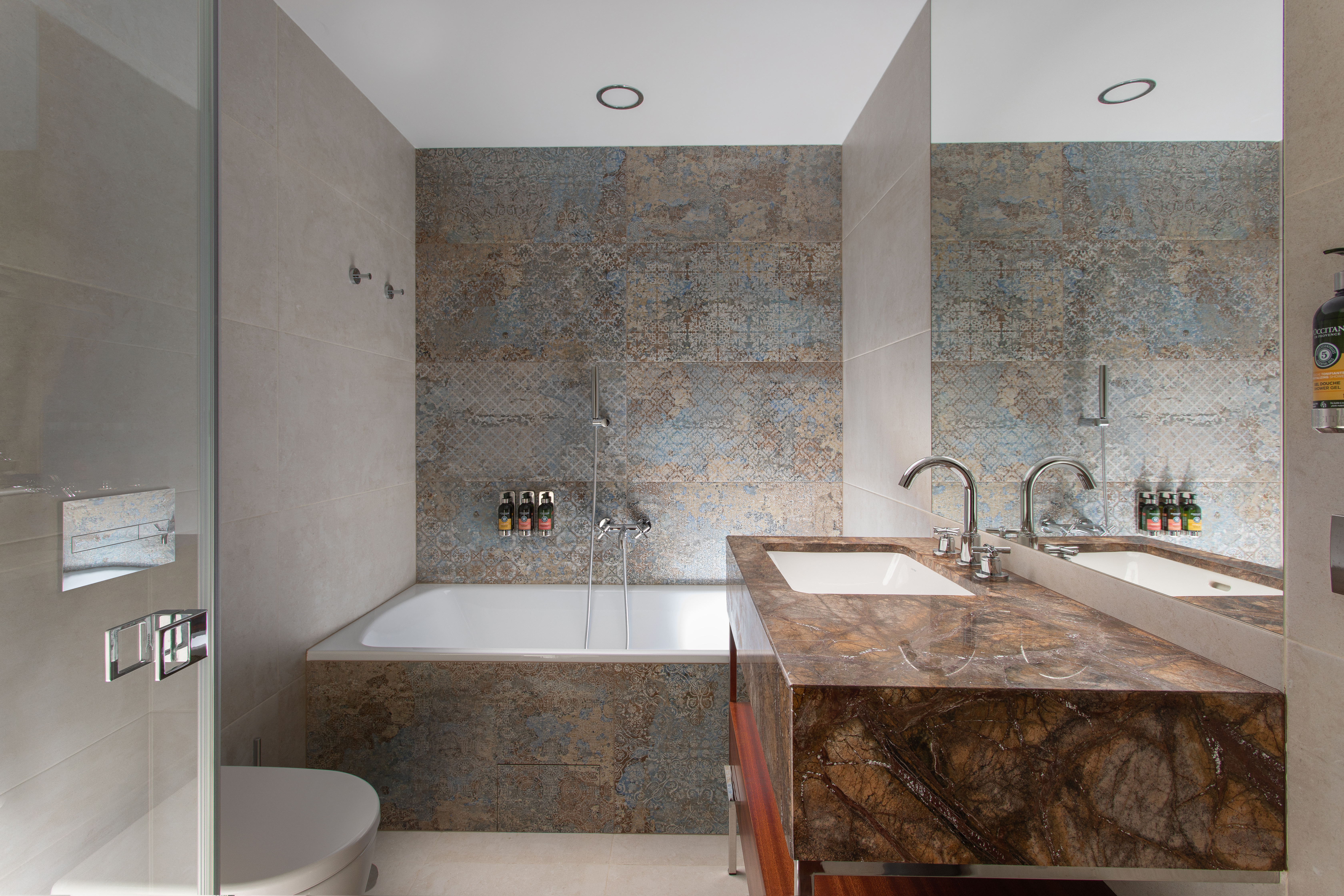 Double or Twin Deluxe