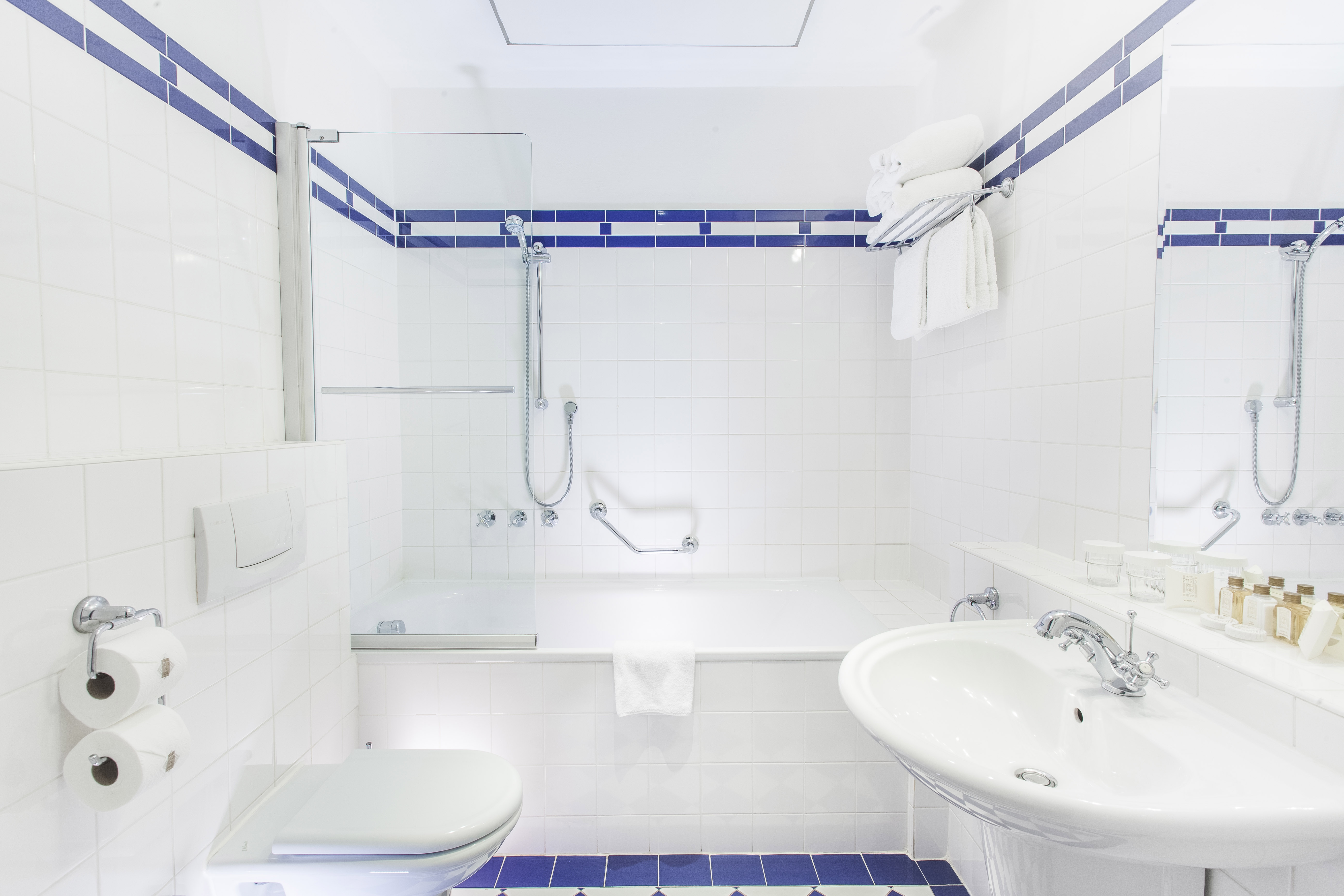 Double or Twin Deluxe