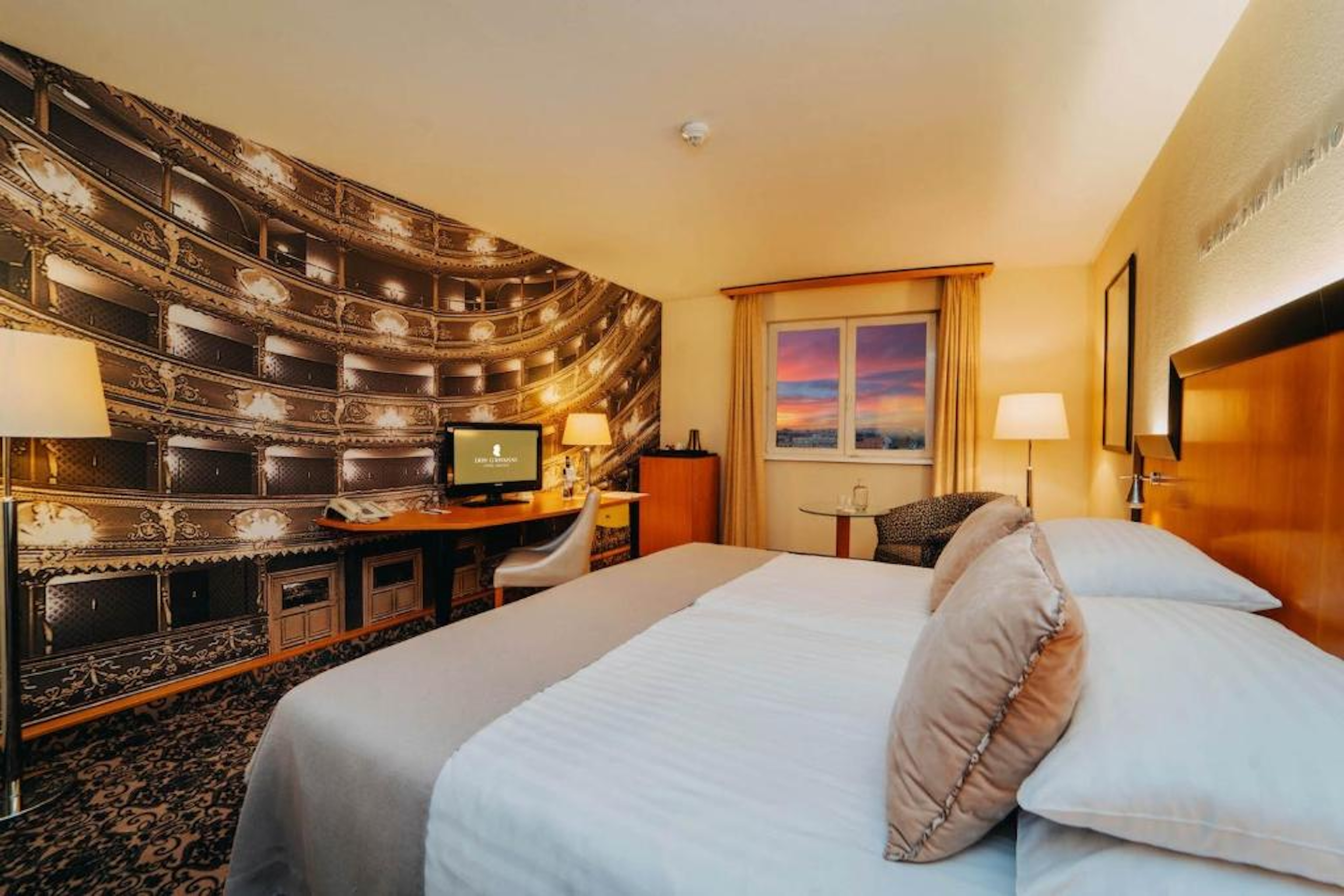 Double or Twin Standard