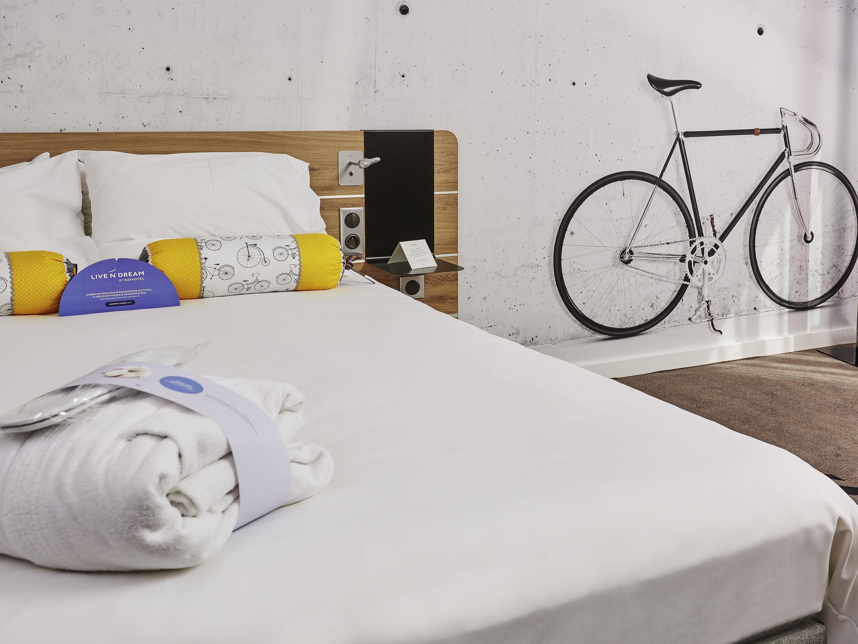 Double Queen Size Bed