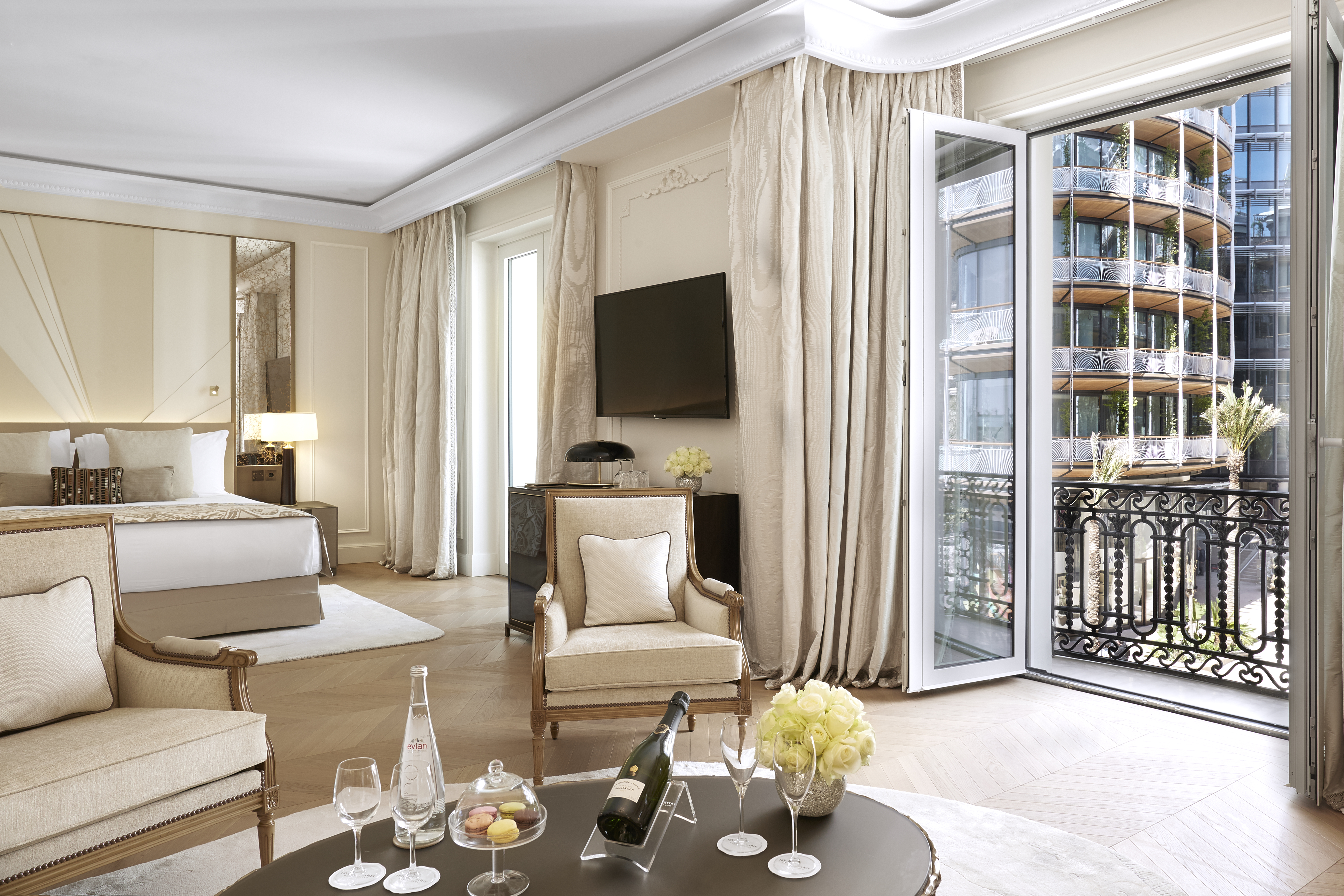 Junior Suite City View