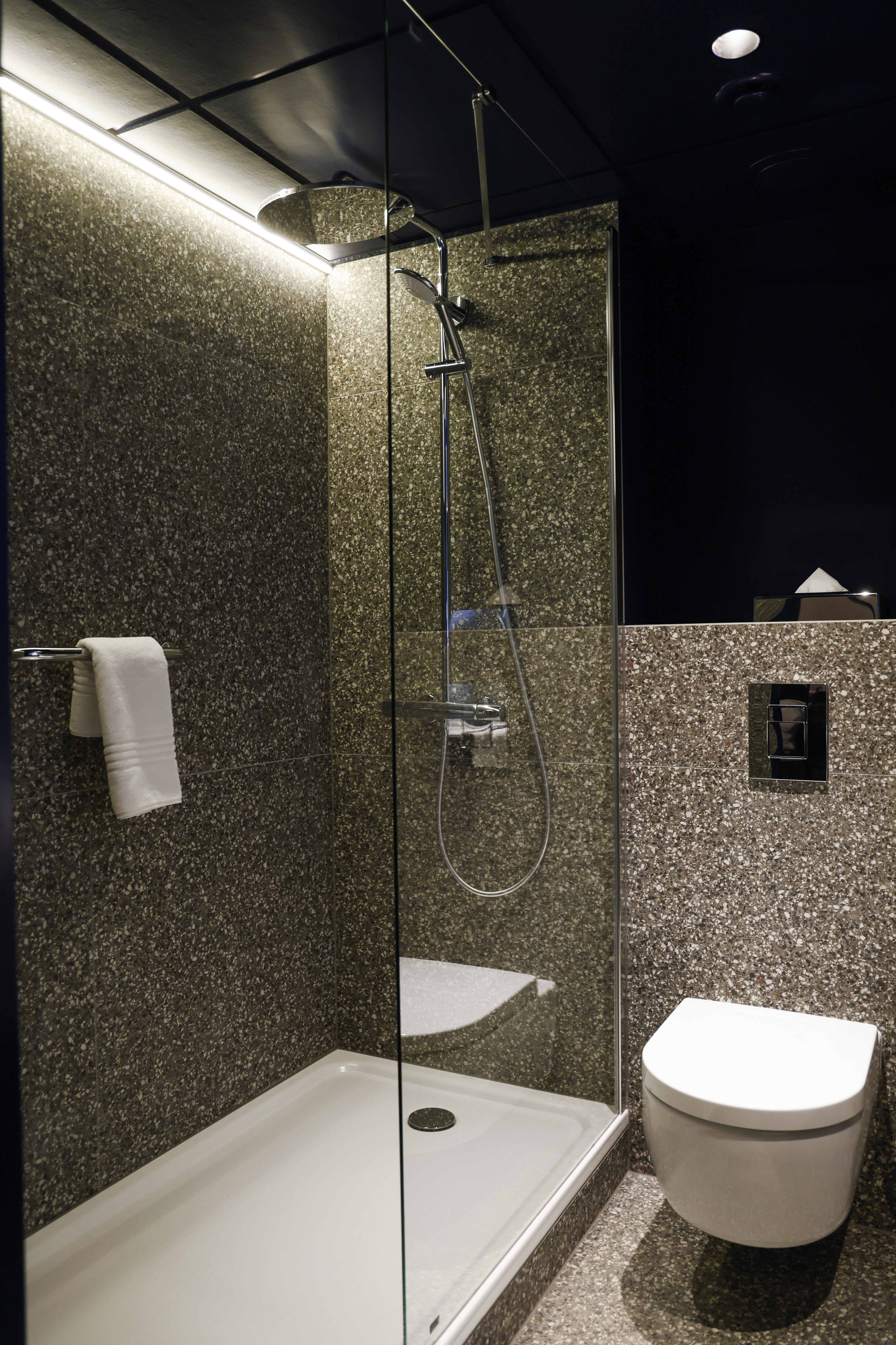 Double Classic Double Bed