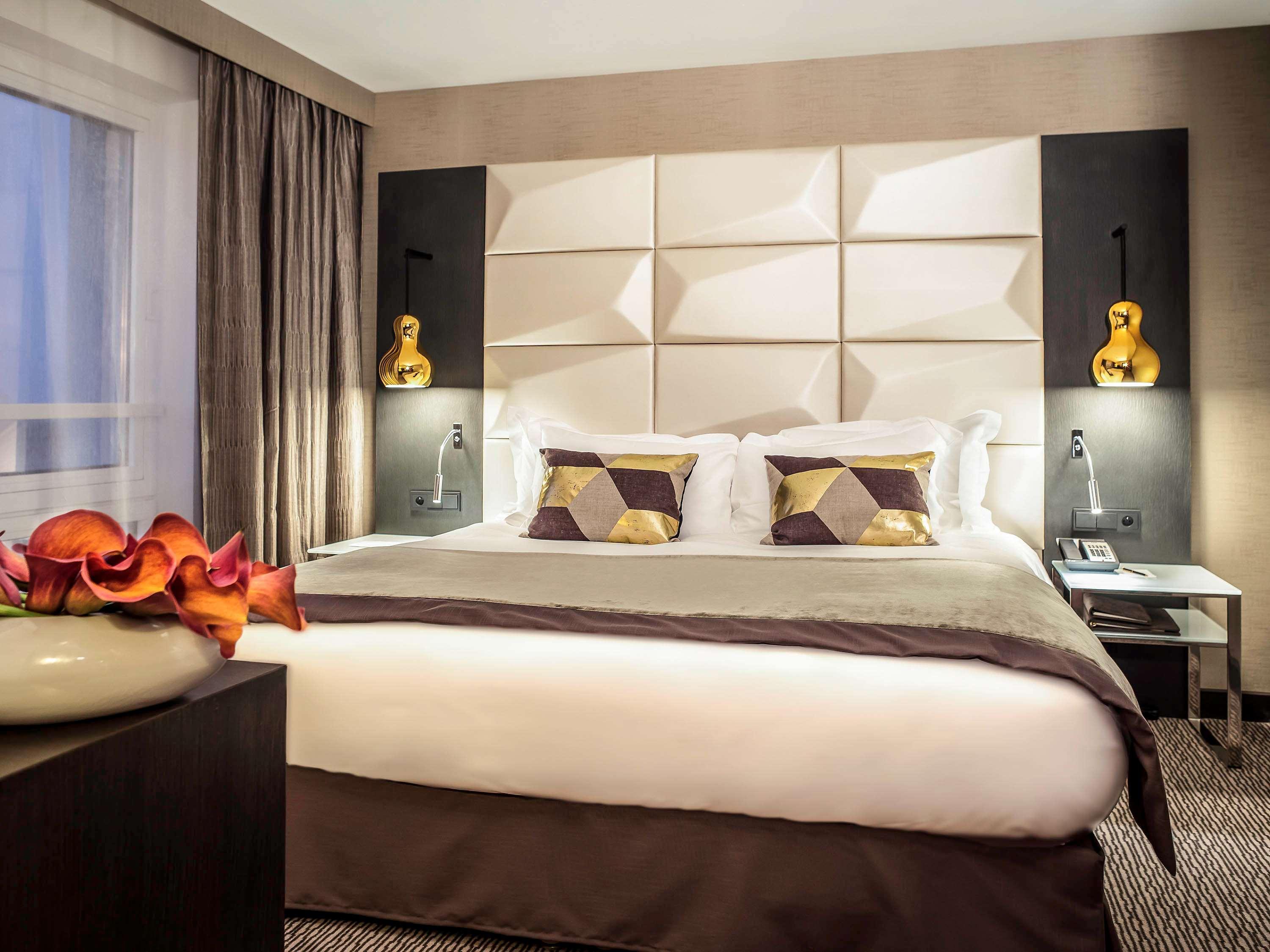 Junior Suite King Size Bed