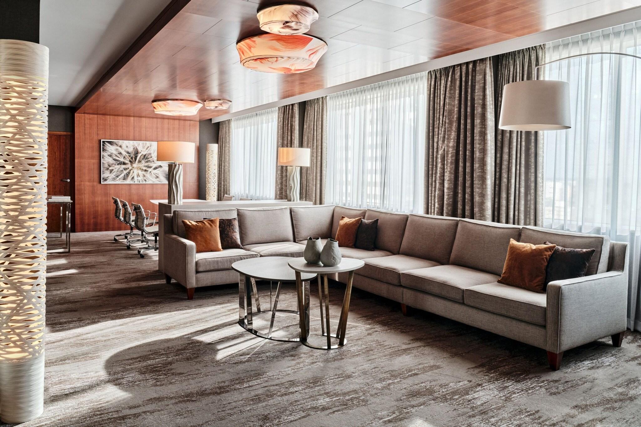 Suite Presidential with Views