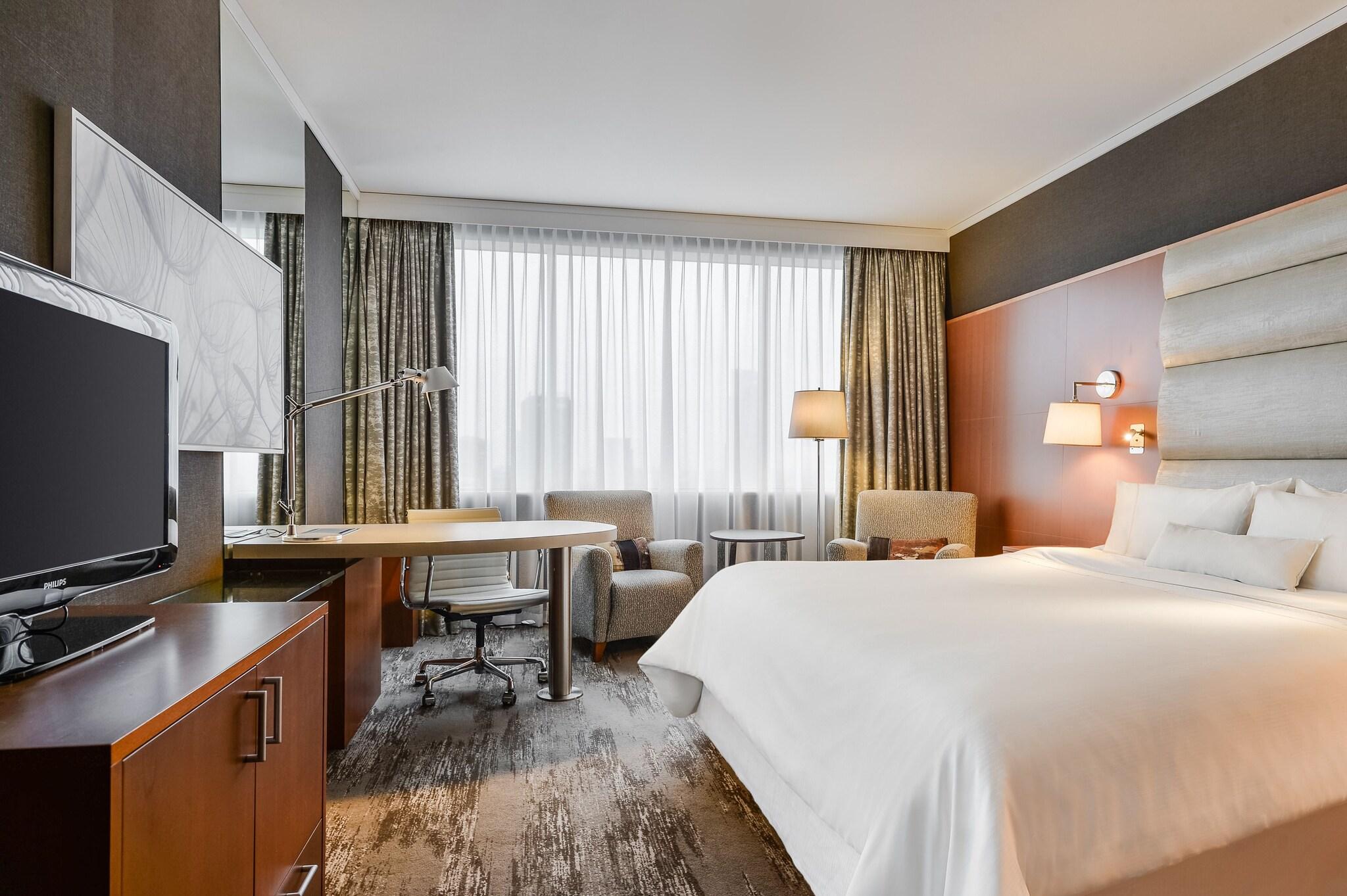 Double Classic King Bed