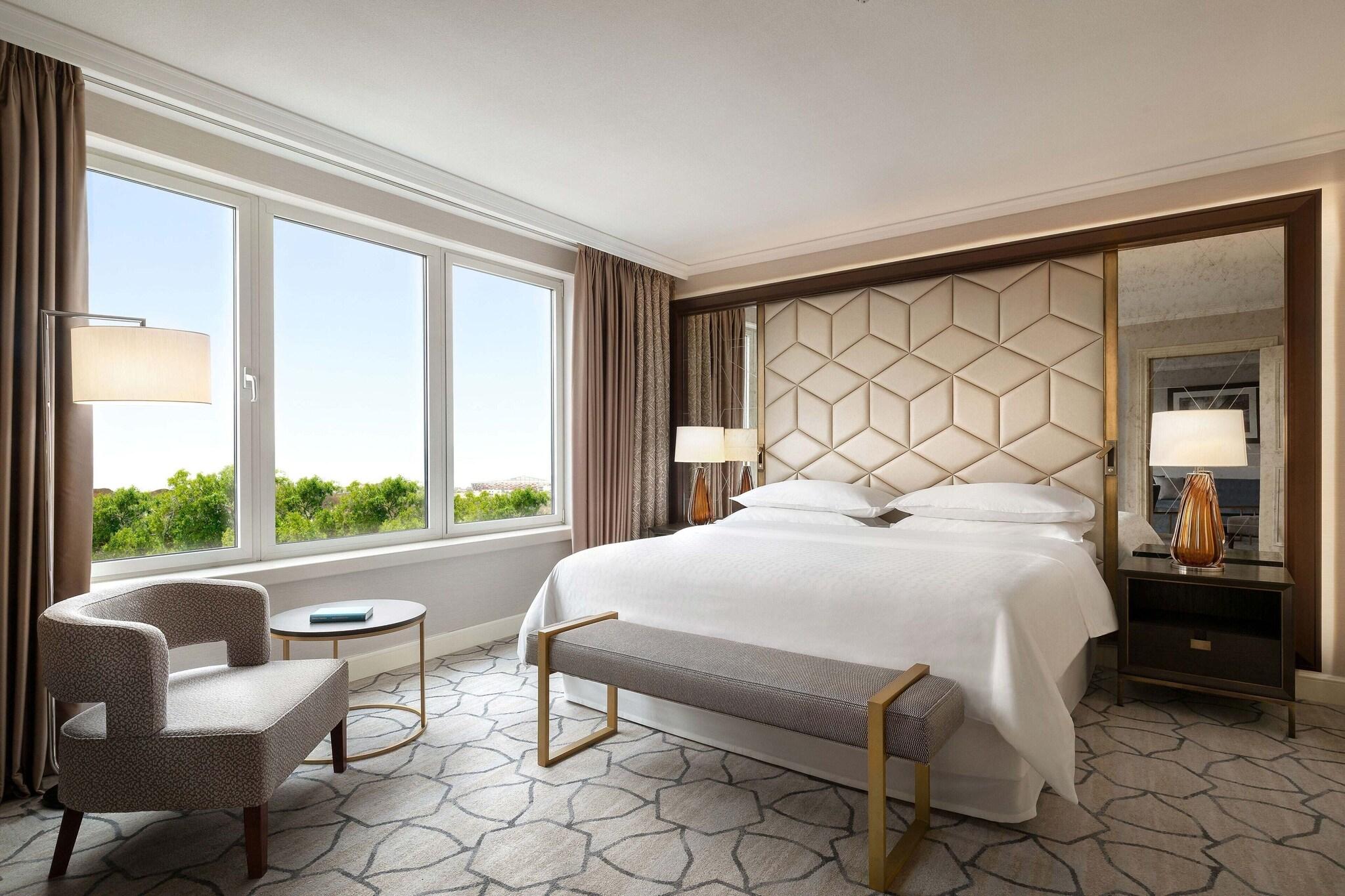 Suite Deluxe One Bedroom