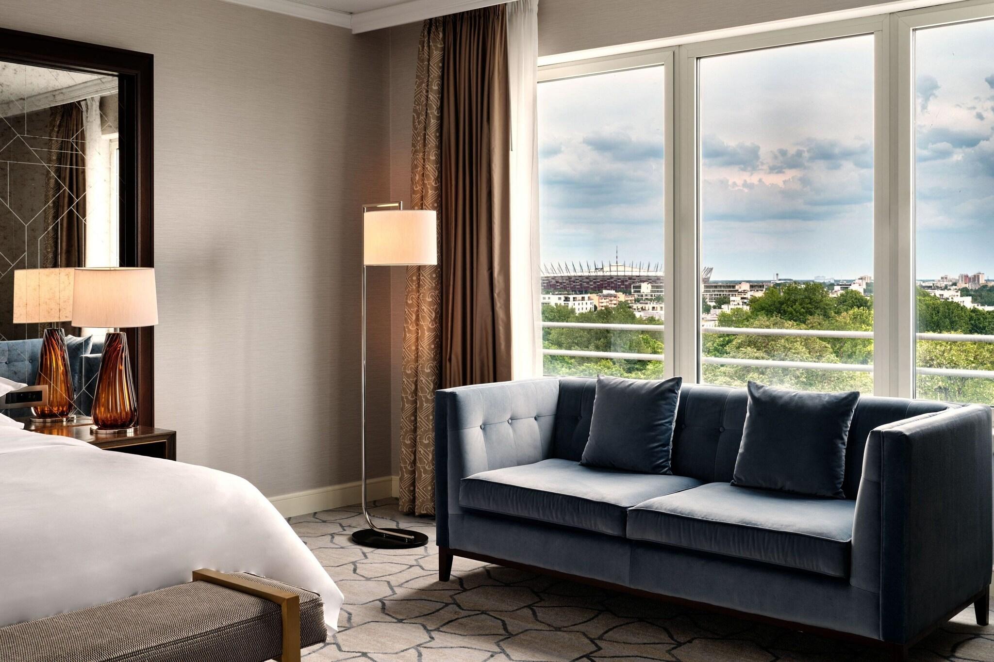 Junior Suite King Bed One Bedroom 