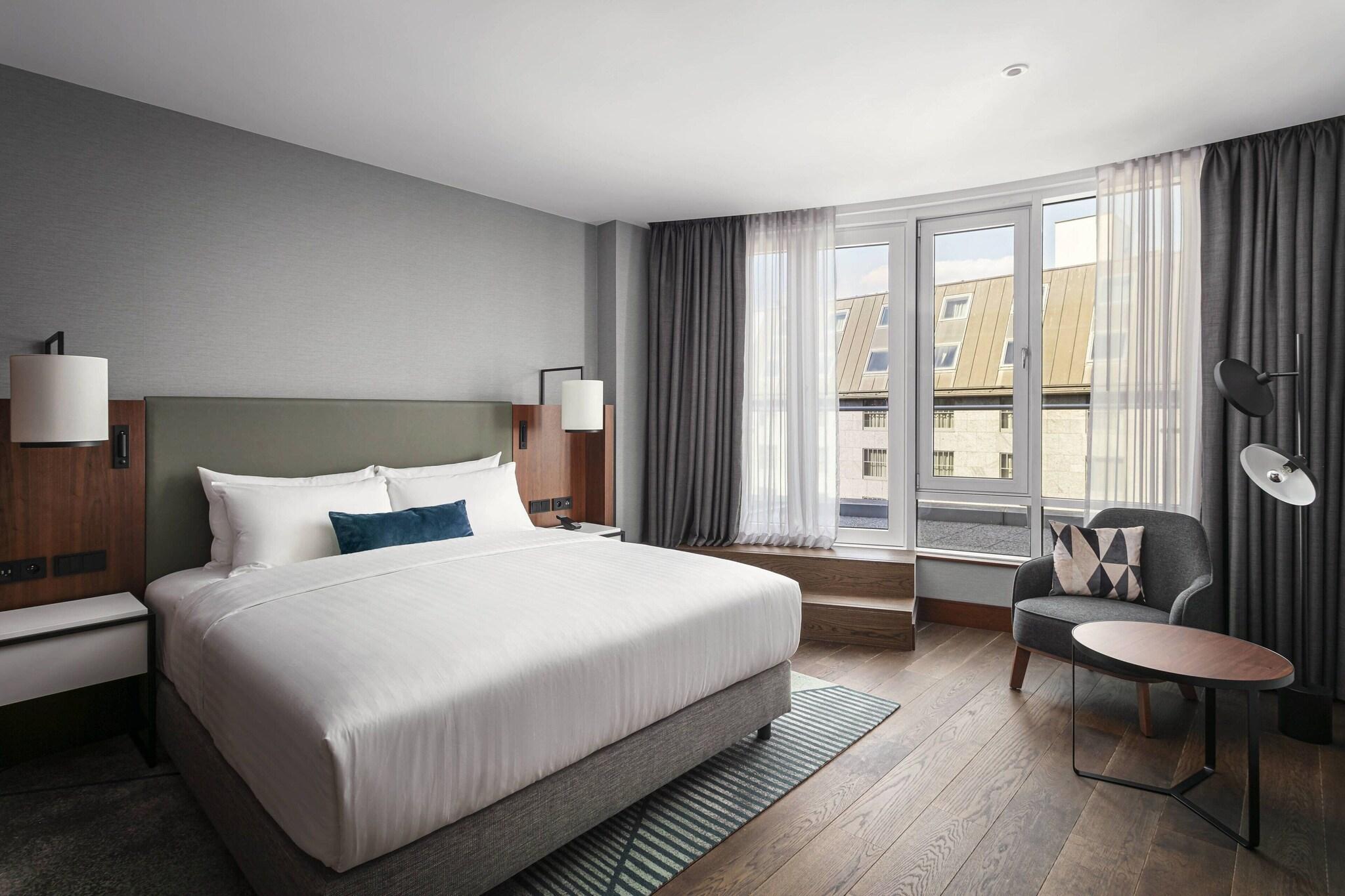 Suite Double Bed Smoking