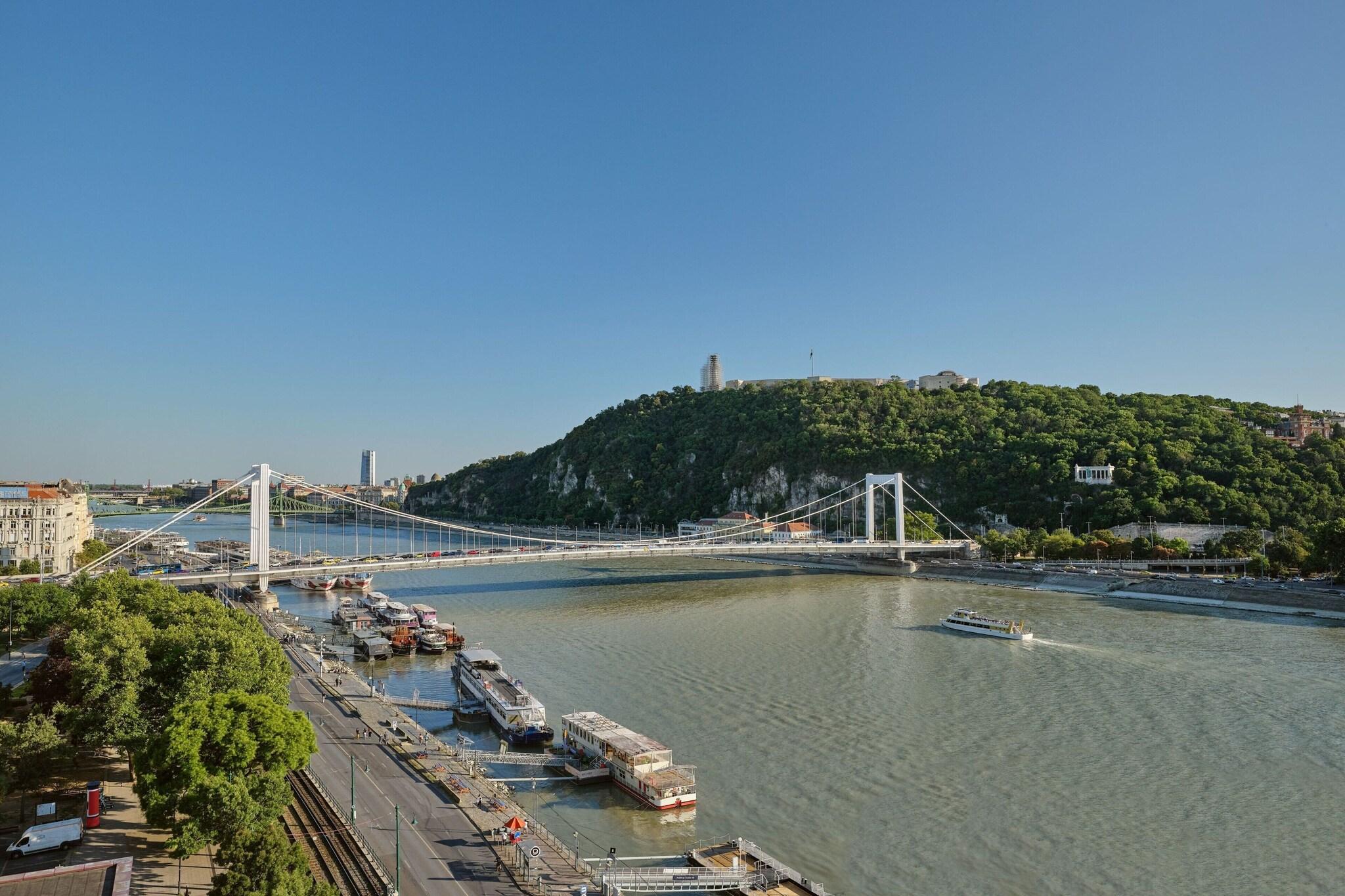 Double Deluxe River View