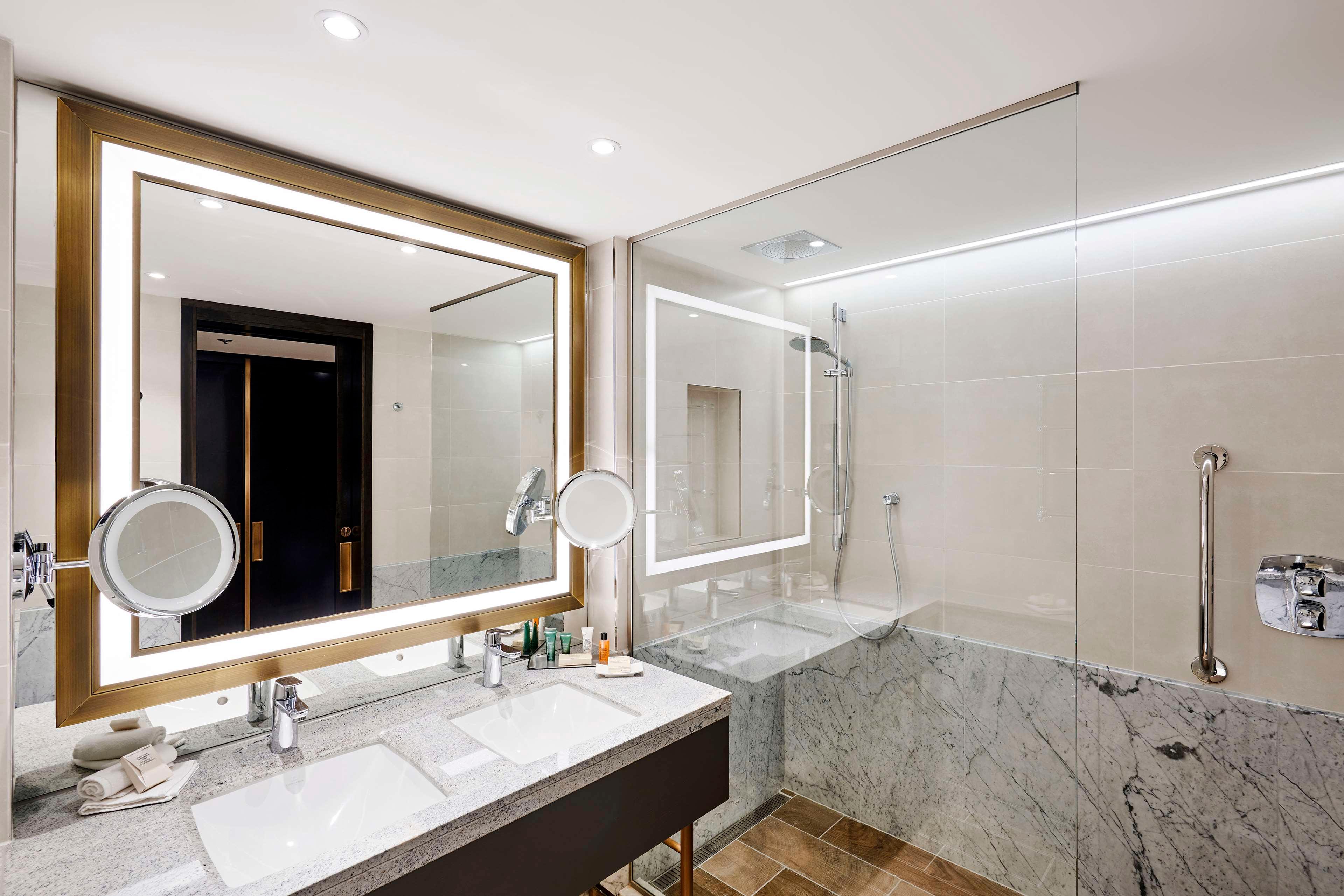 Double Superior with Views