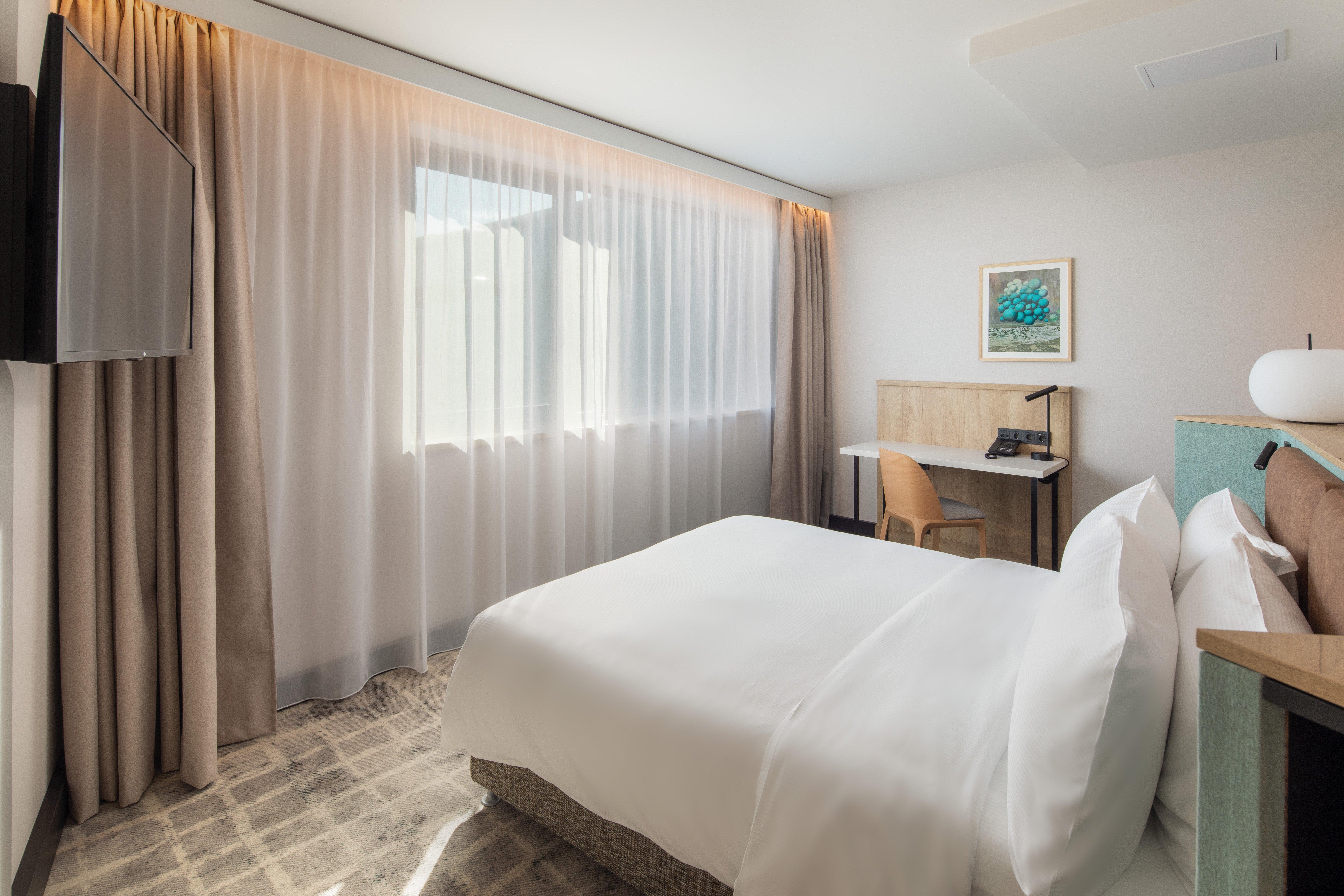 Double King Size Bed