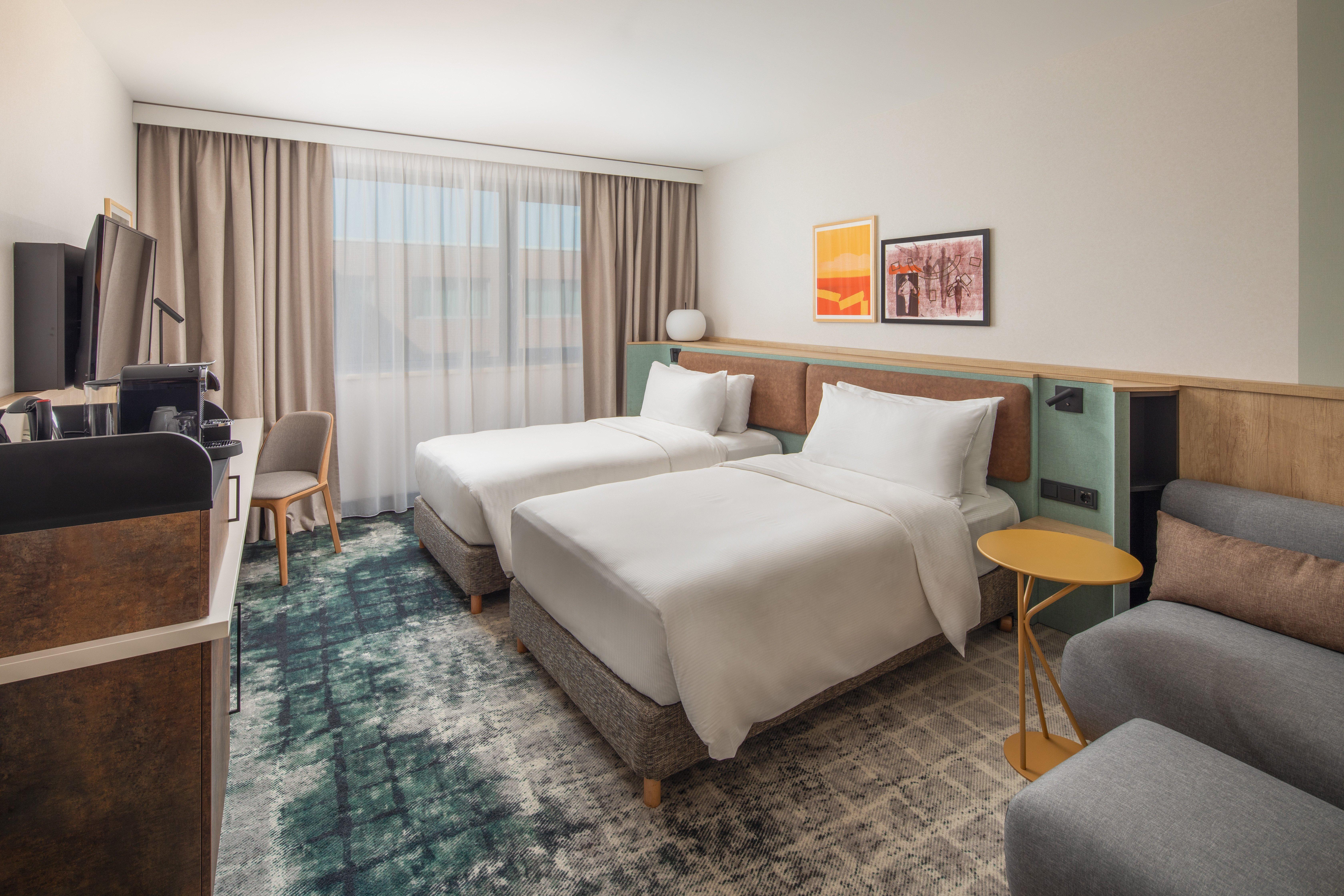 Twin Deluxe Two Beds