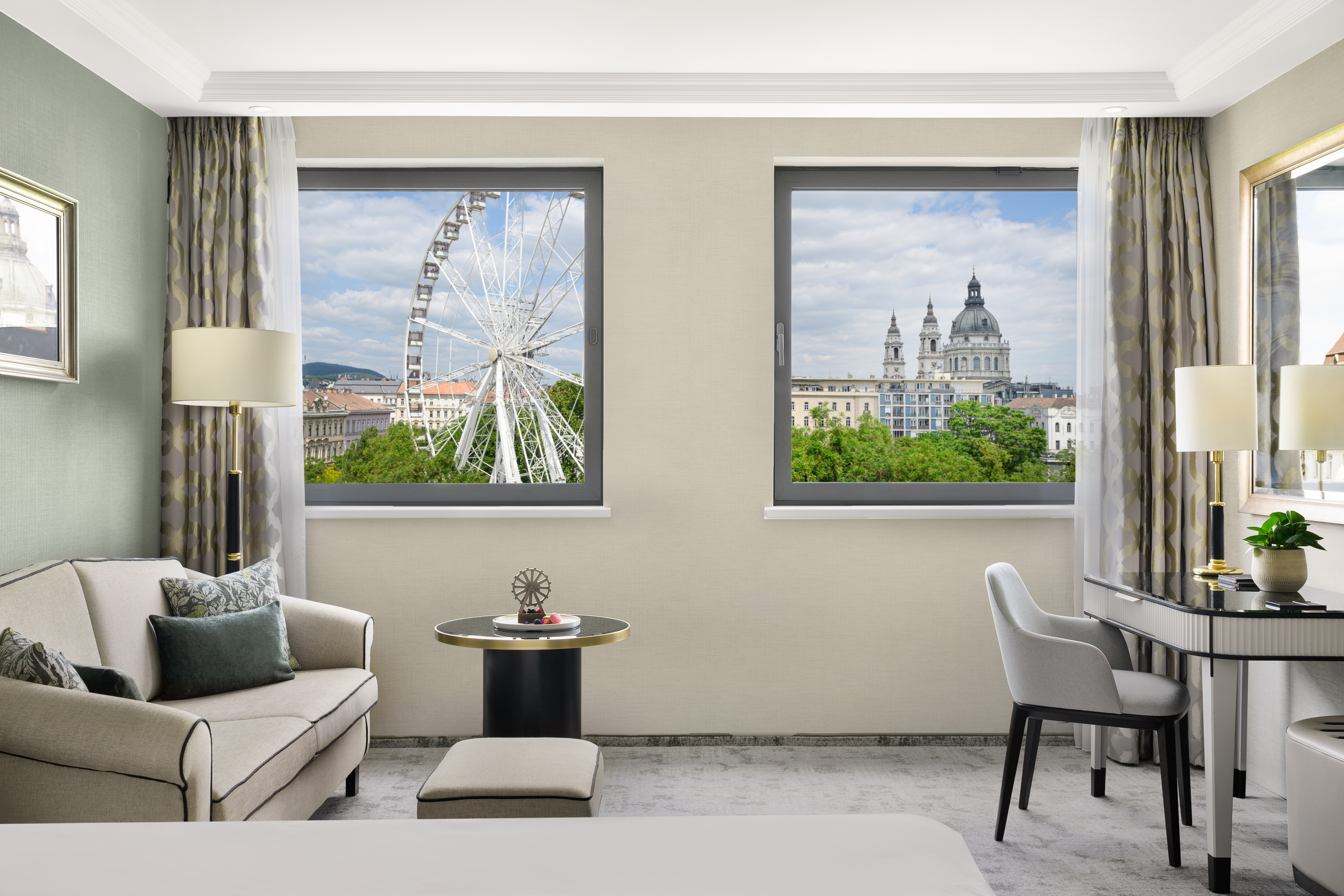 Room Deluxe Park View