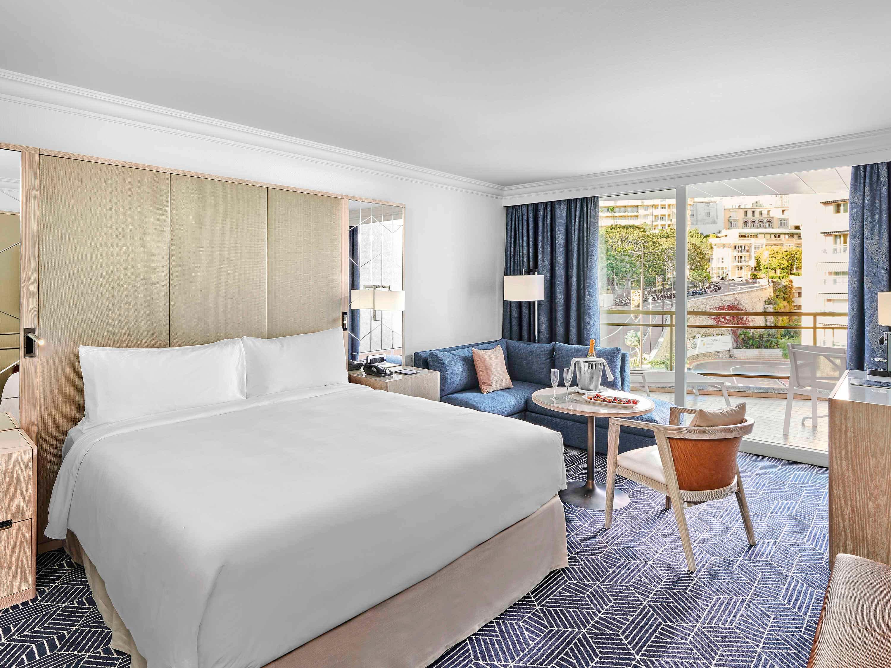 Double City View King Bed