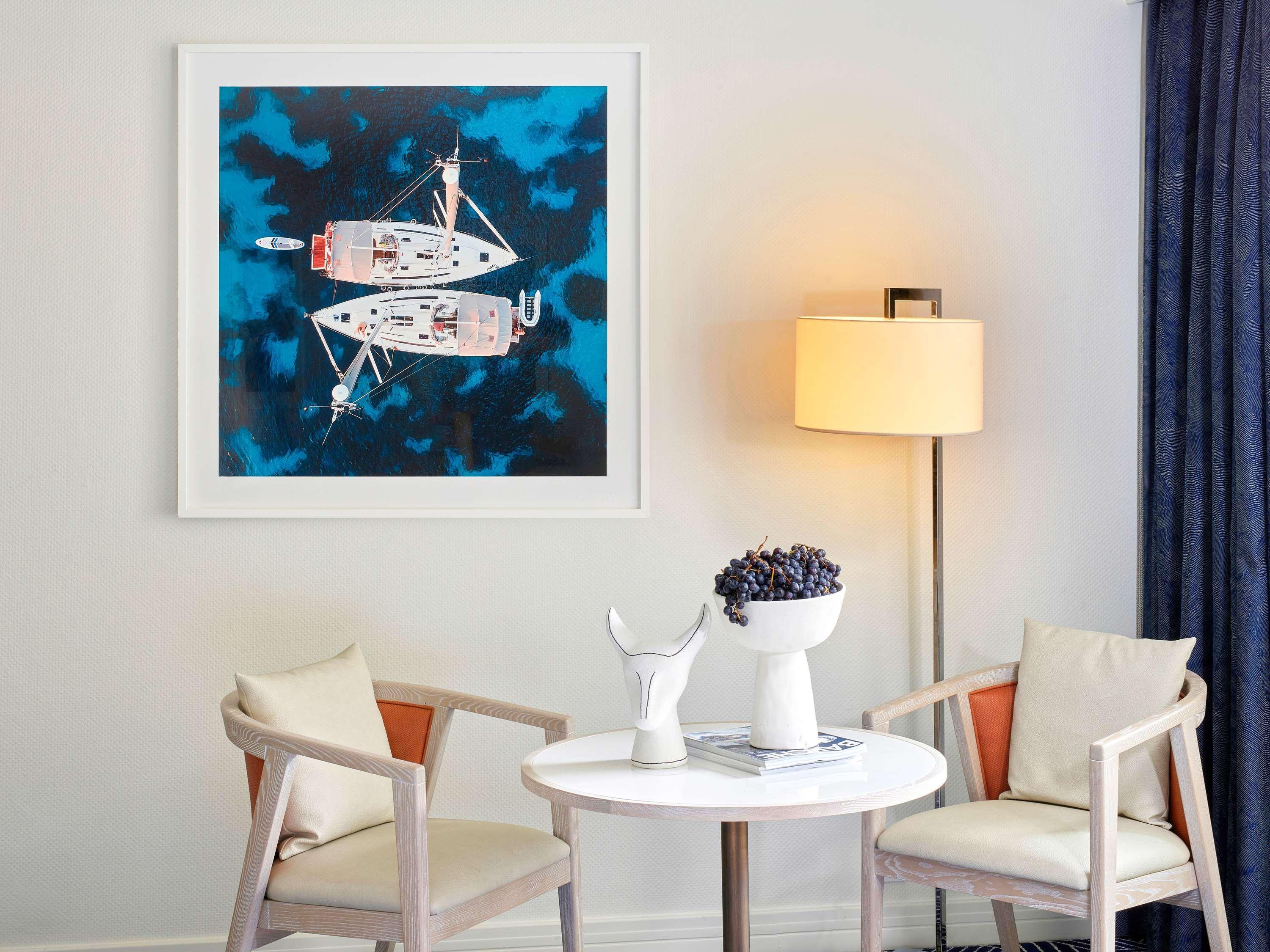 Double Accessible King Size Bed