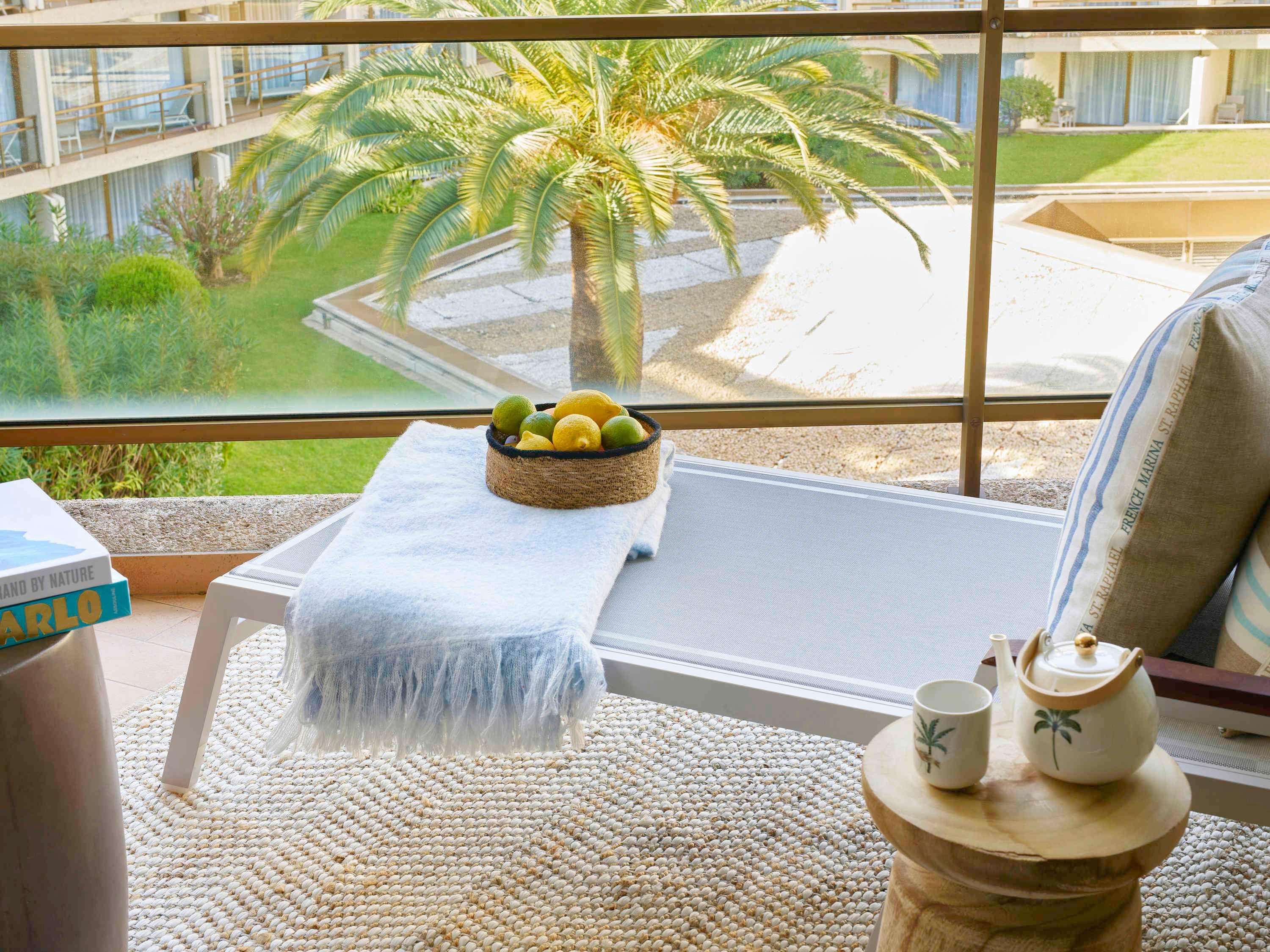 Double Accessible King Size Bed